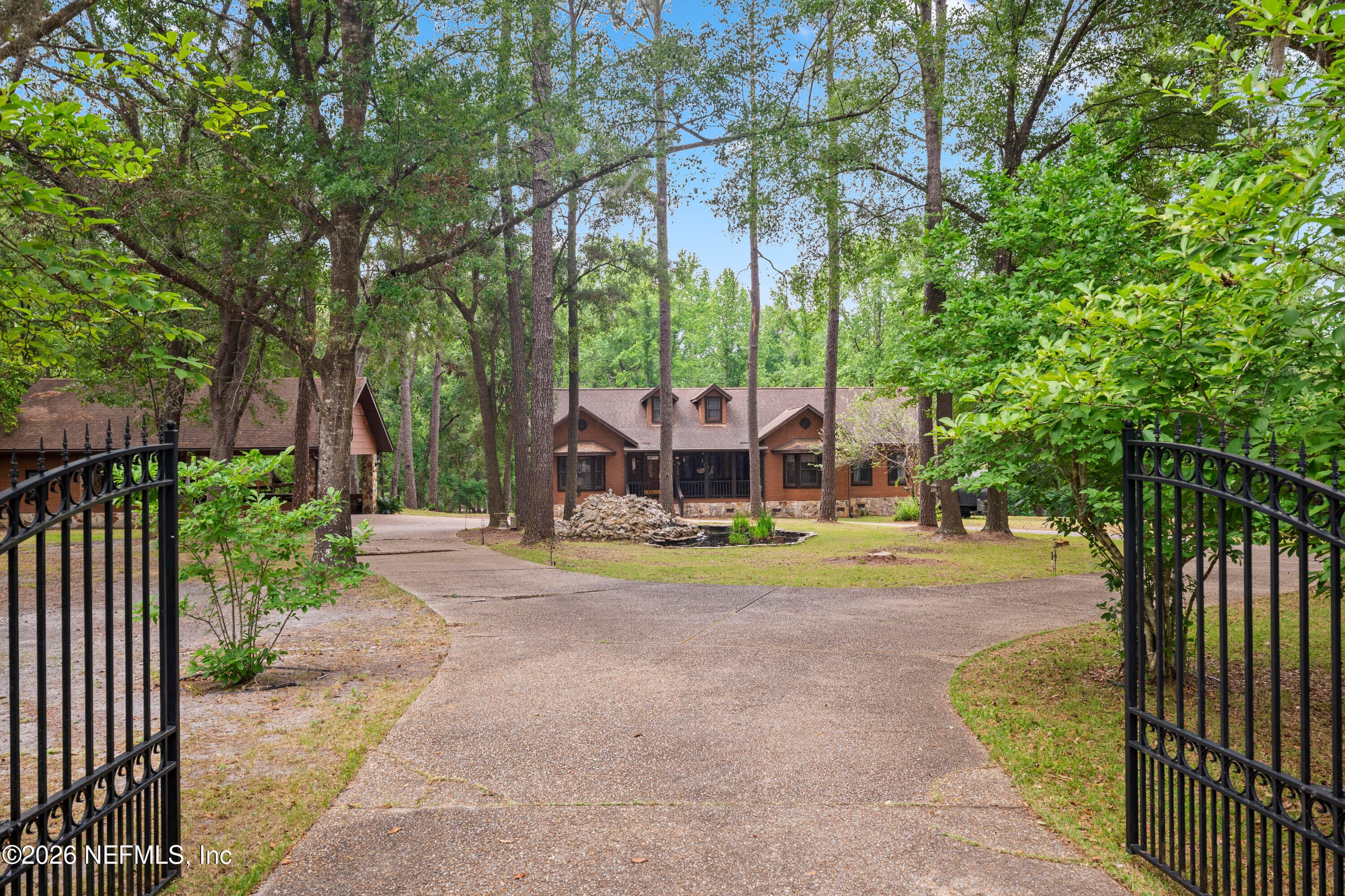 Photo 11 of 6967 SHARRON Road, Green Cove Springs, FL 32043