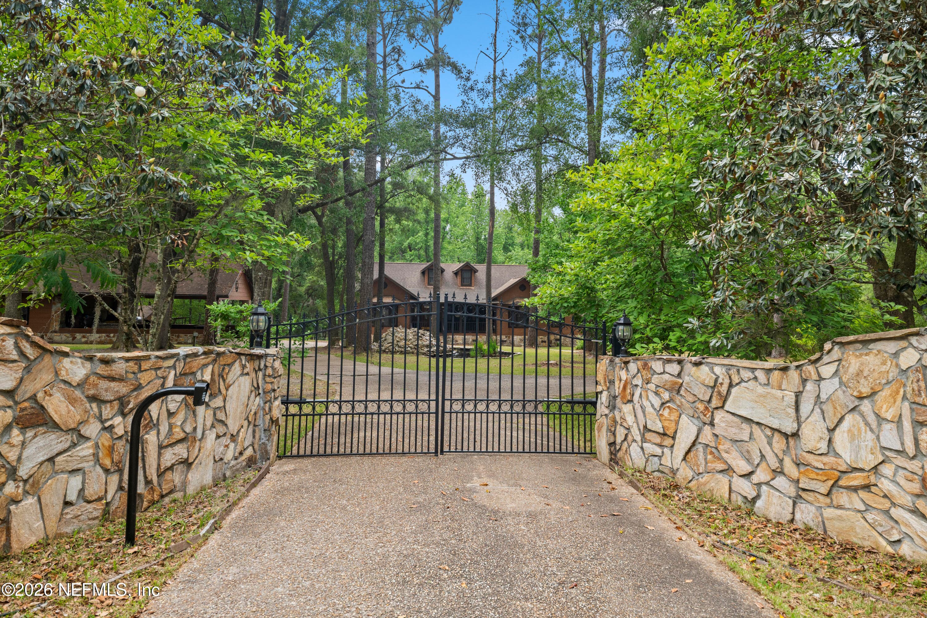 Photo 10 of 6967 SHARRON Road, Green Cove Springs, FL 32043