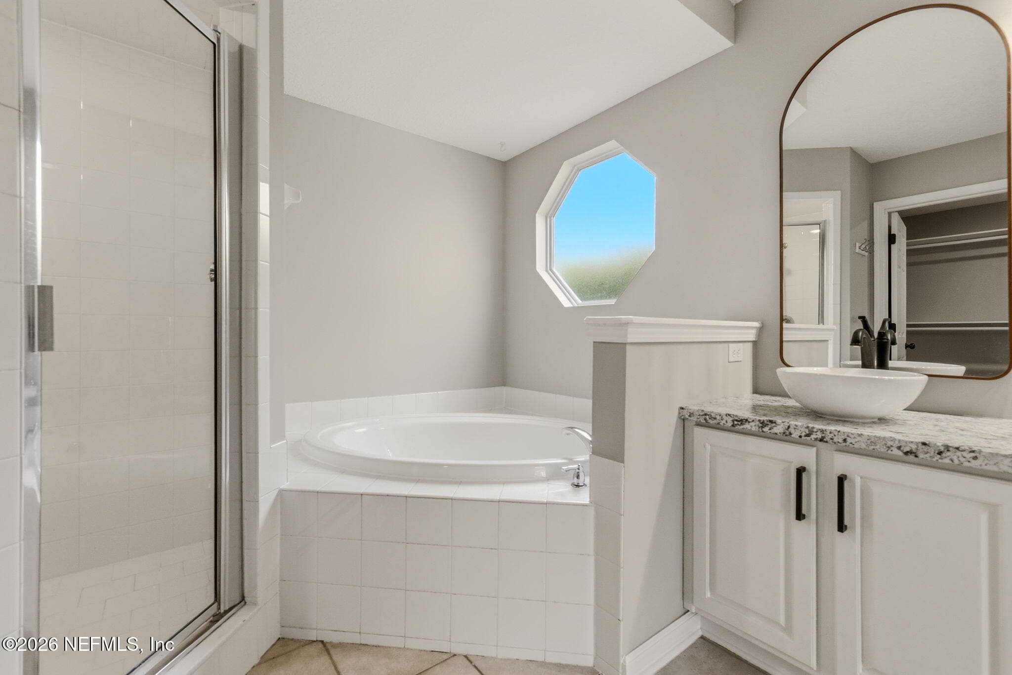Primary Ensuite Bathroom — 811 HICKORY KNOLLS Drive, Green Cove Springs, FL 32043