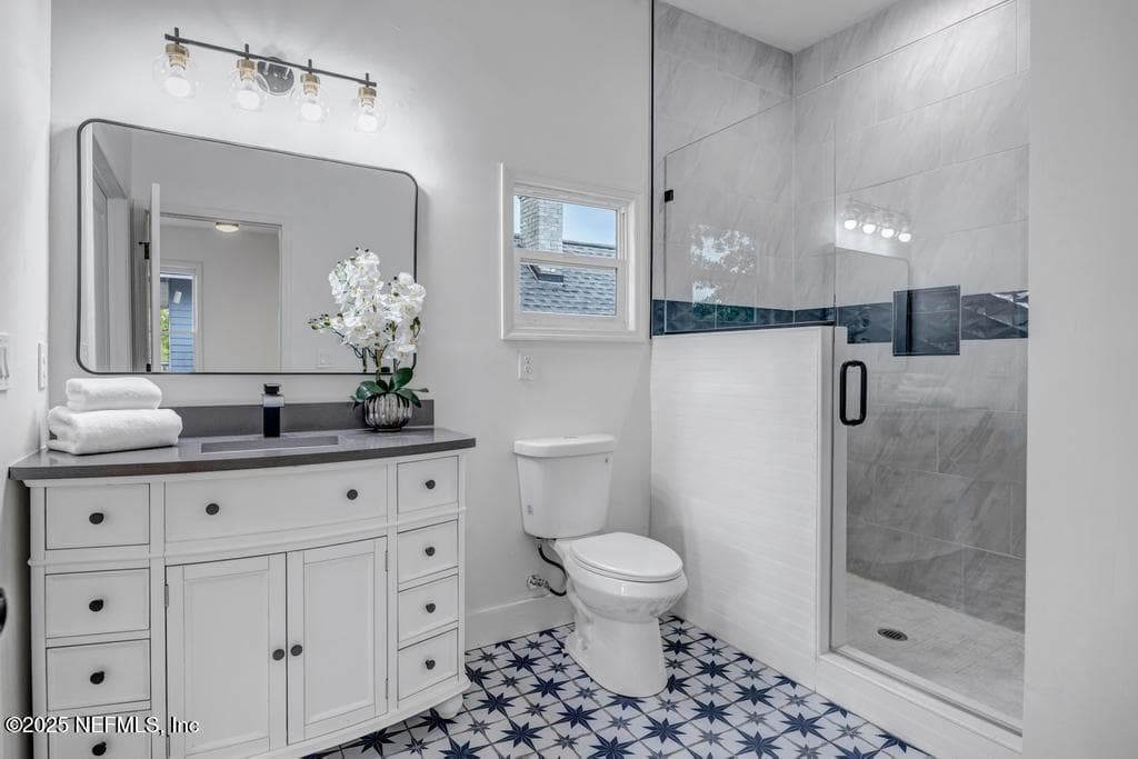 Primary bath — 1827 N MARKET Street, Jacksonville, FL 32206