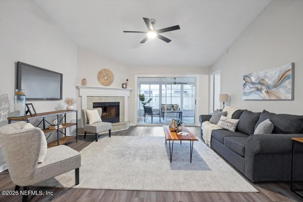 Photo 6 of 5605 PINEBAY Circle N, Jacksonville, FL 32244