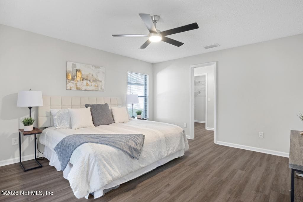 Photo 12 of 5605 PINEBAY Circle N, Jacksonville, FL 32244