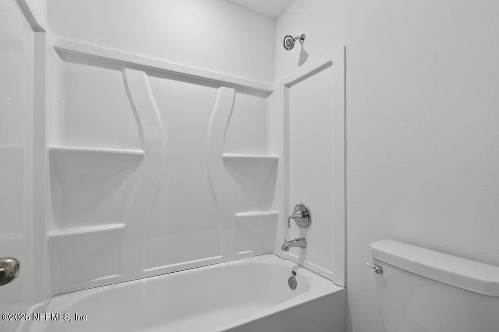 Bath #2 tub/shower (Jack & Jill) — 351 MIROMAR LAKE Drive, St. Augustine, FL 32084