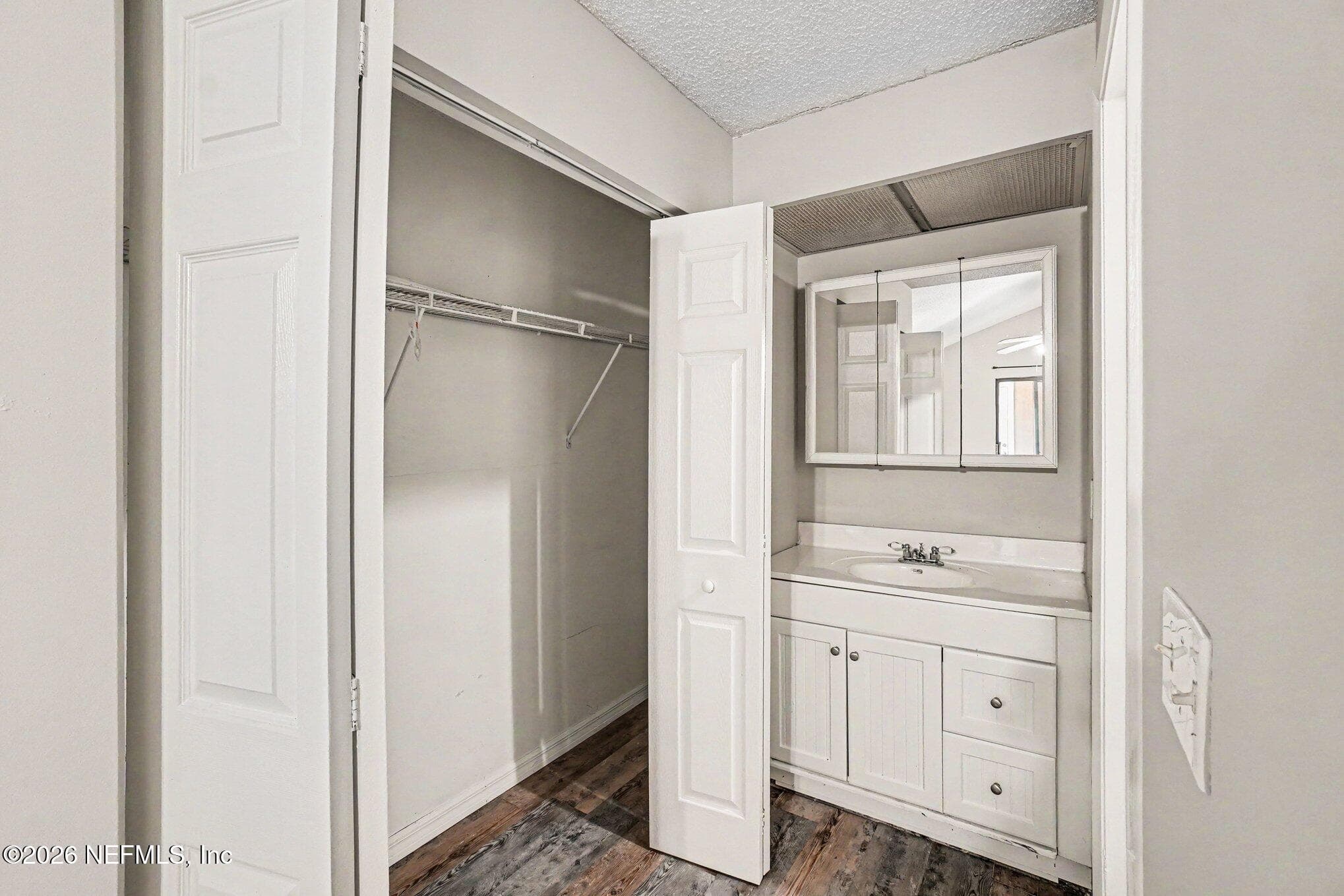 Photo 21 of 2483 WHISPERING WOODS Boulevard 3, Jacksonville, FL 32246
