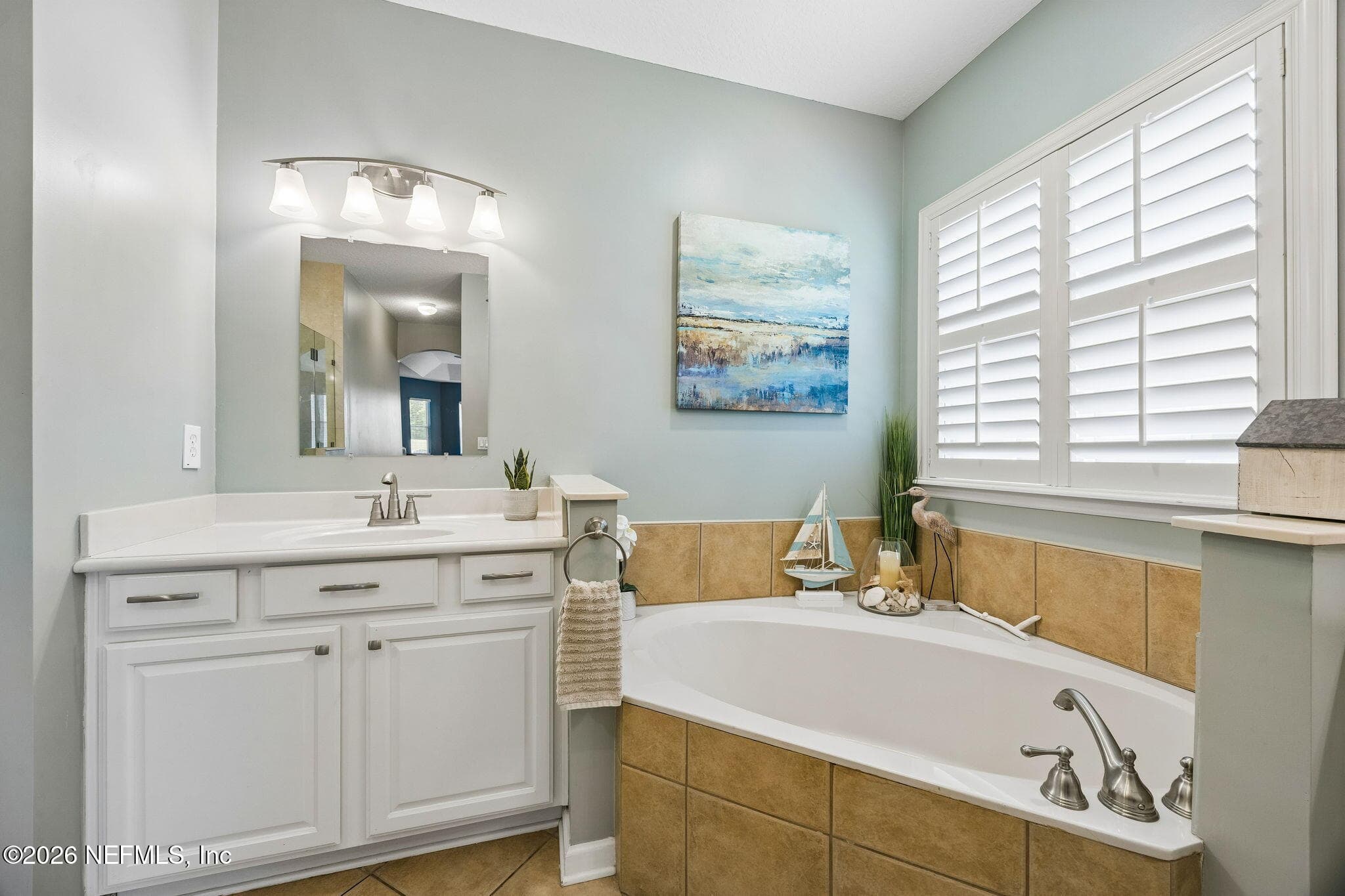 Relaxing separate soaking tub. — 85225 AMAGANSETT Drive, Fernandina Beach, FL 32034