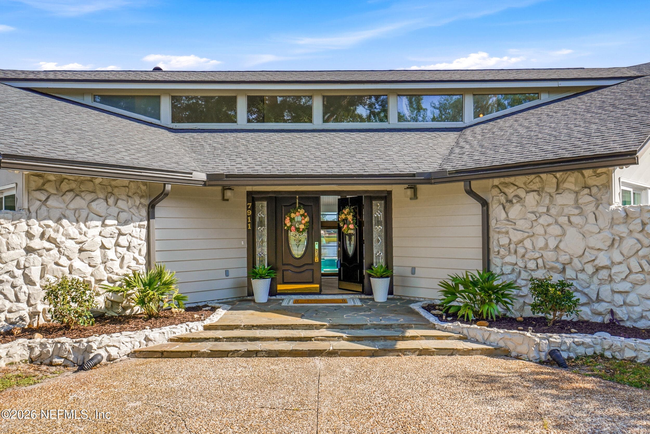 Photo 3 of 7911 HUNTERS GROVE Road, Jacksonville, FL 32256