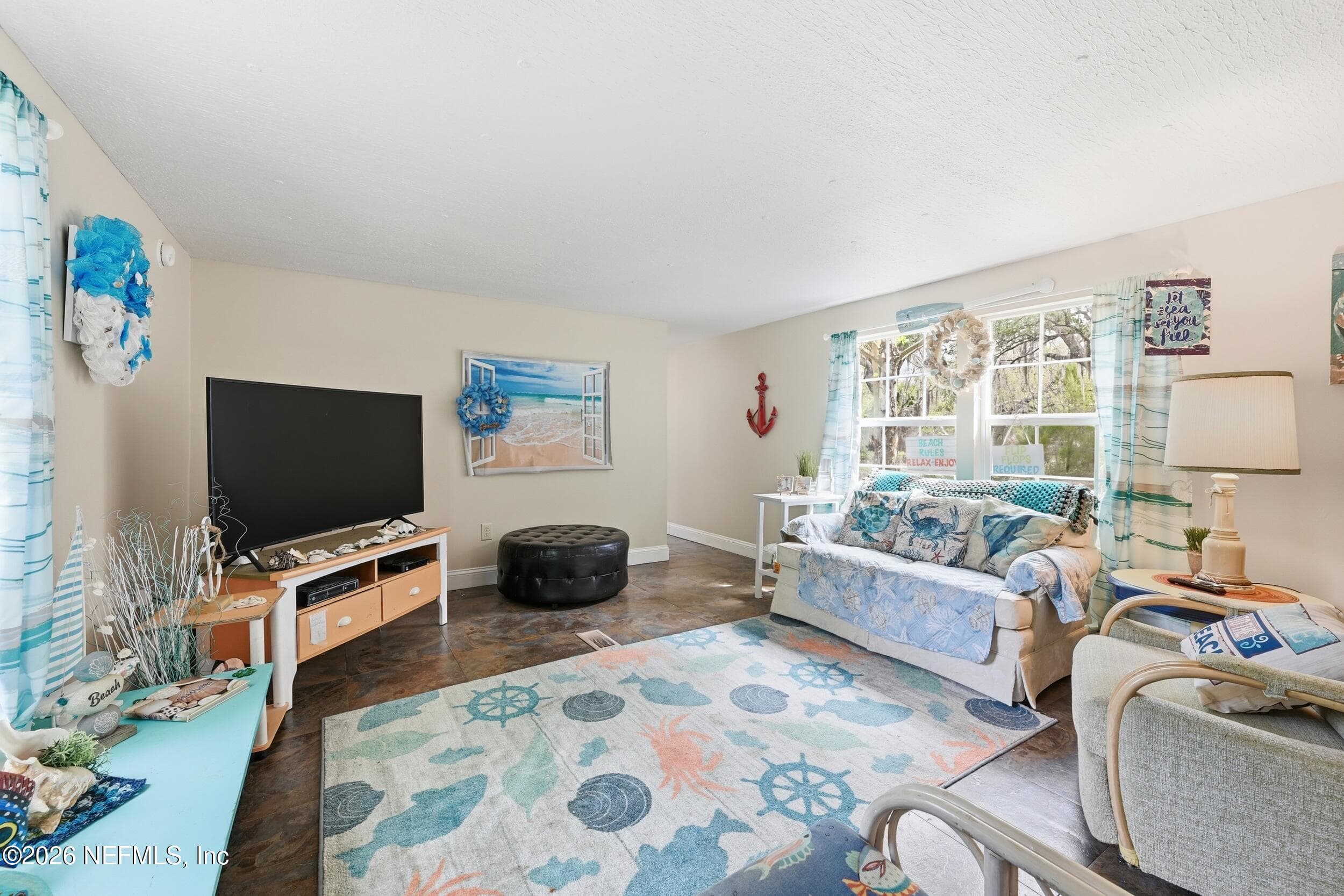 Fully furnished (tv does not convey) — 85045 LONNIE CREWS Road, Fernandina Beach, FL 32034