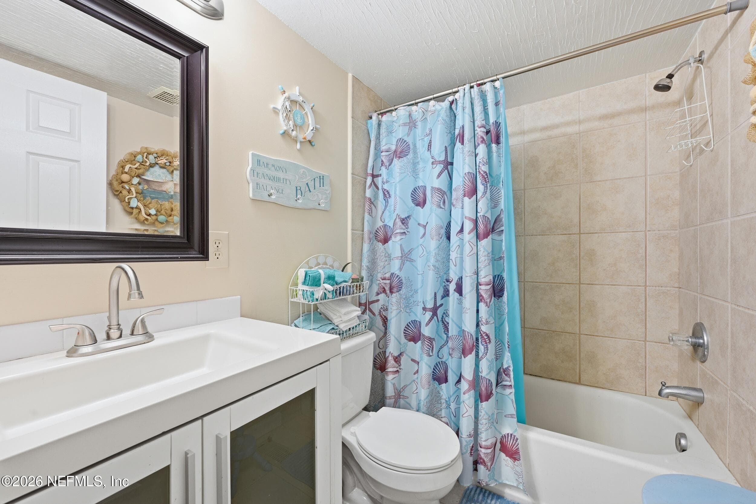 guest bath for bedroom 2 — 85045 LONNIE CREWS Road, Fernandina Beach, FL 32034
