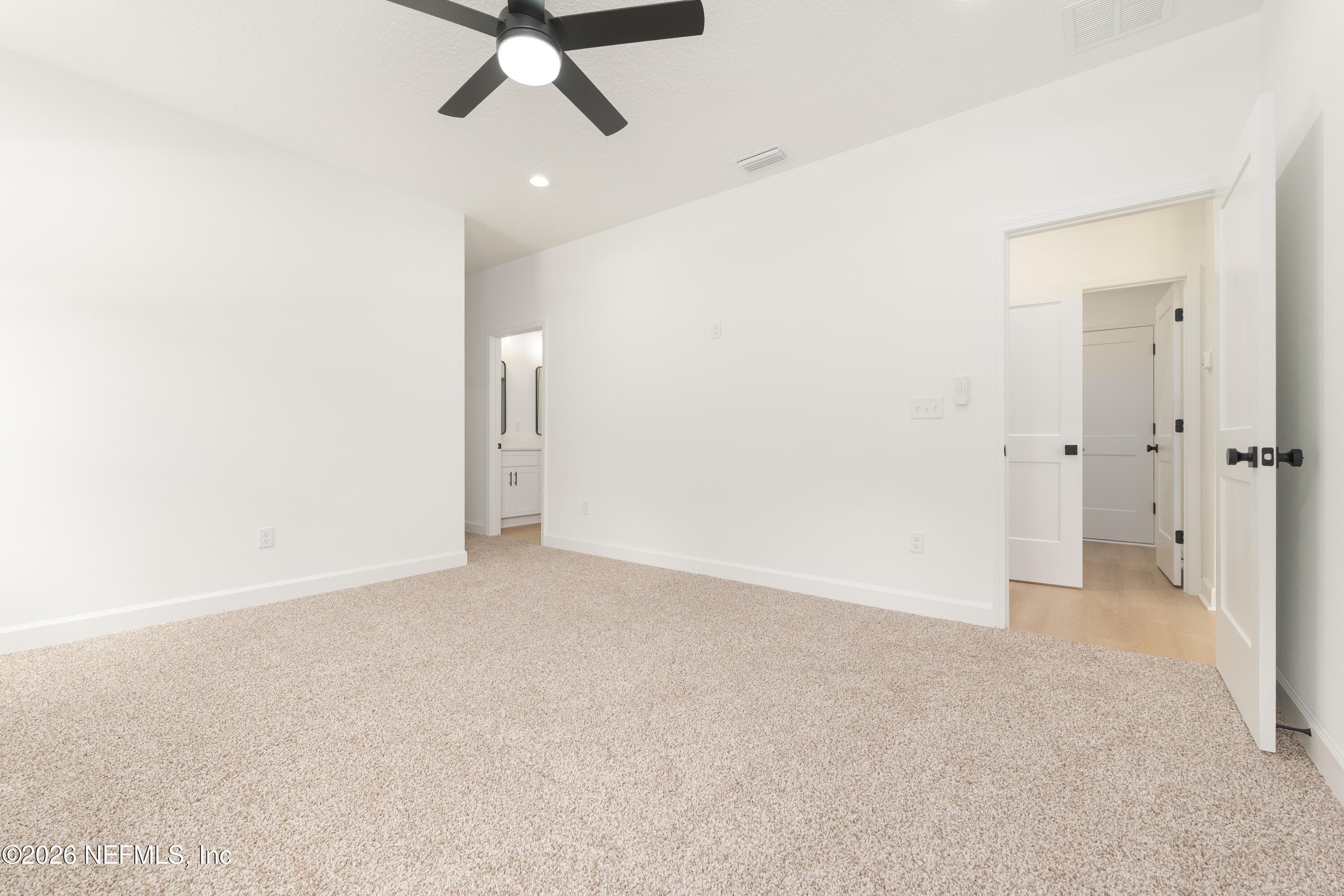 Photo 11 of 14035 DUNROVEN Drive, Bryceville, FL 32009