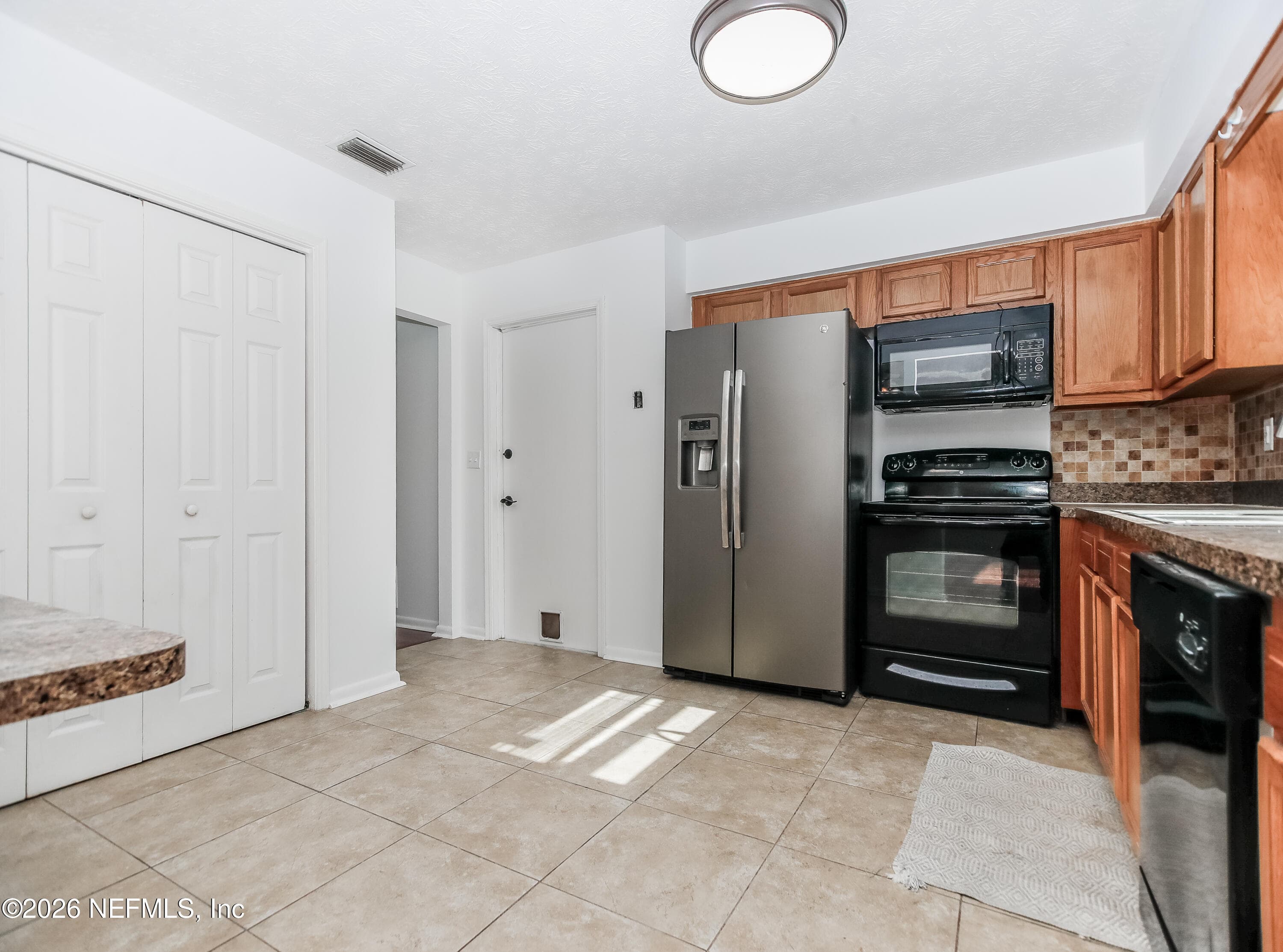 Photo 7 of 1367 BELLAIR Boulevard, Orange Park, FL 32073