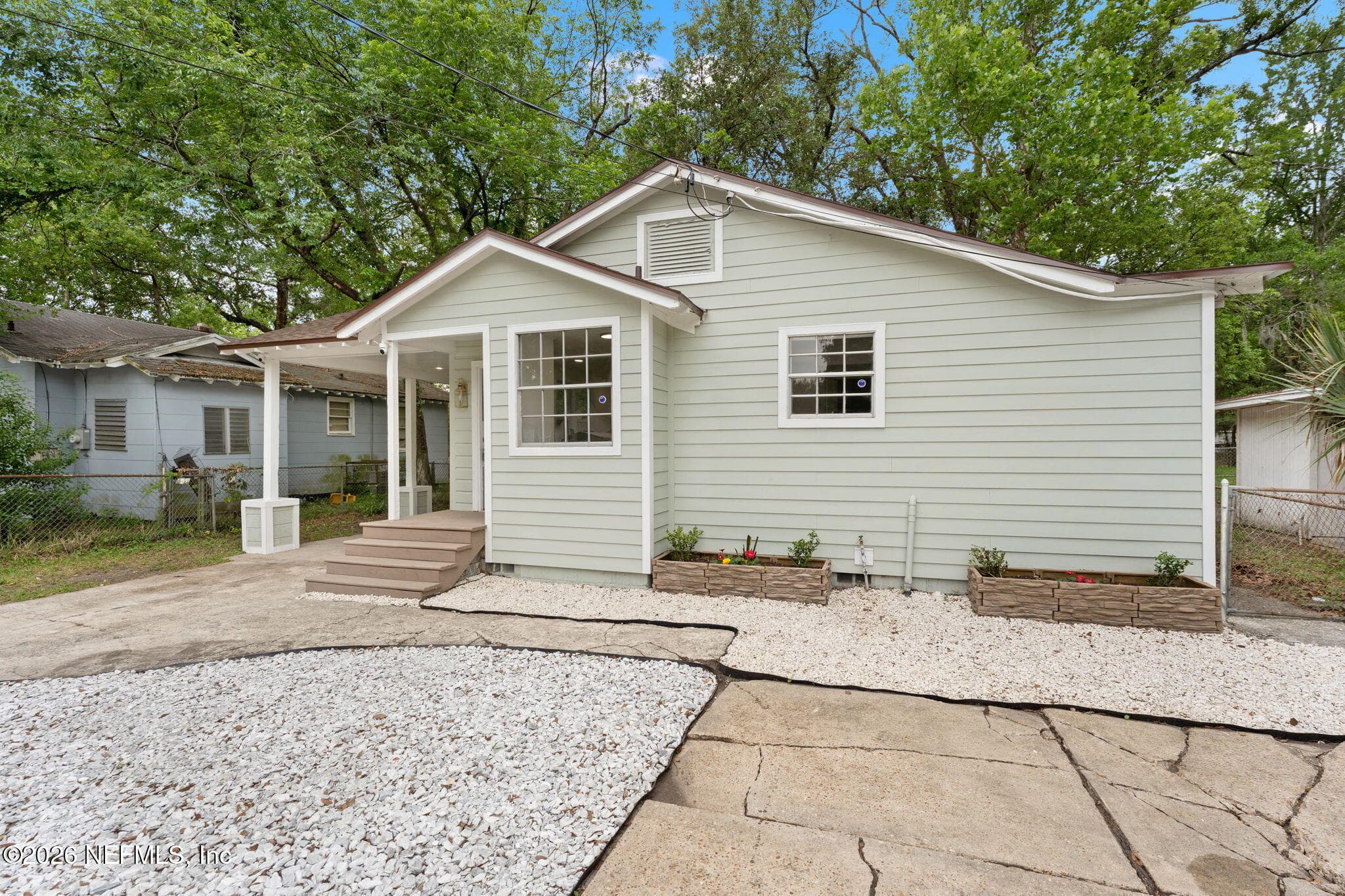 Photo 2 of 3036 COMMONWEALTH Avenue, Jacksonville, FL 32254