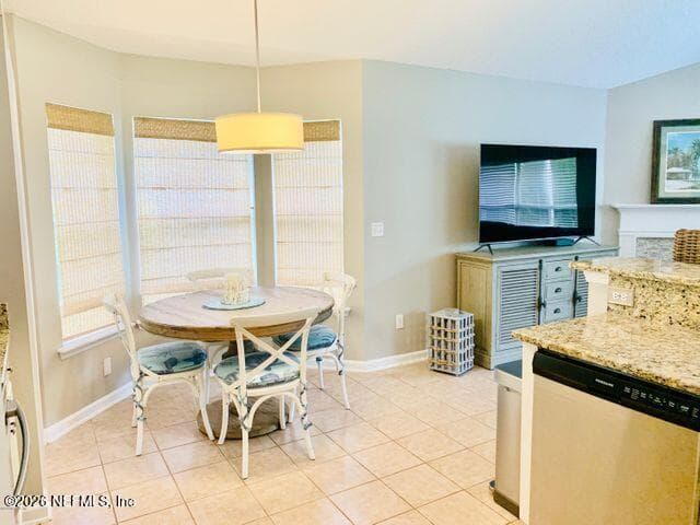 Photo 7 of 681 LAKE STONE Circle, Ponte Vedra Beach, FL 32082