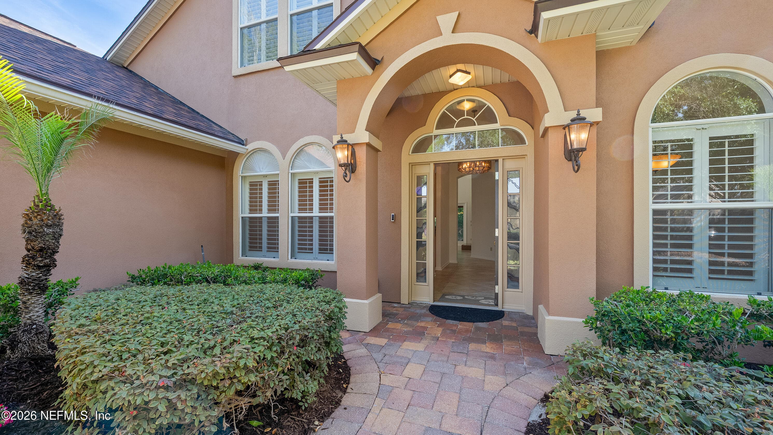 Photo 4 of 1221 QUEENS ISLAND Court, Jacksonville, FL 32225