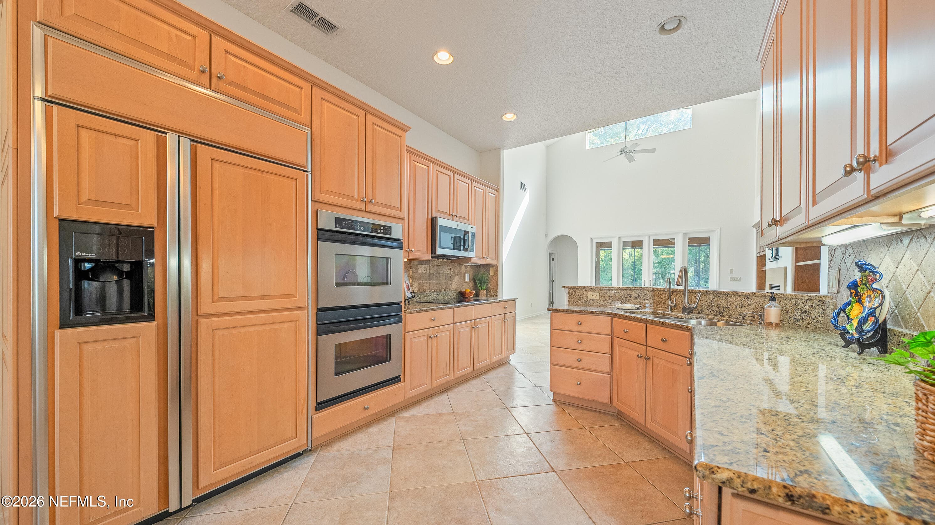 Photo 10 of 1221 QUEENS ISLAND Court, Jacksonville, FL 32225