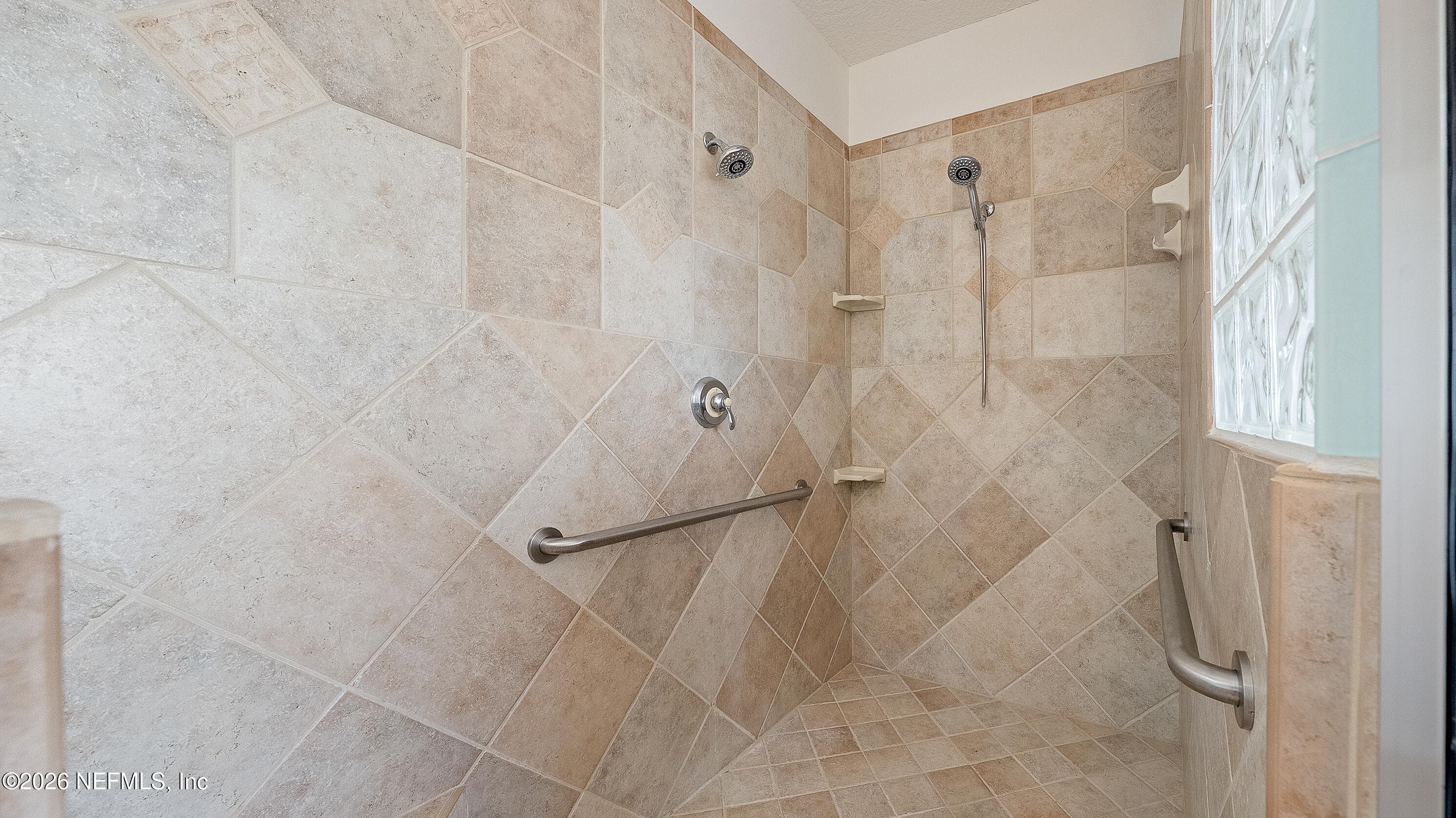 Photo 18 of 1221 QUEENS ISLAND Court, Jacksonville, FL 32225