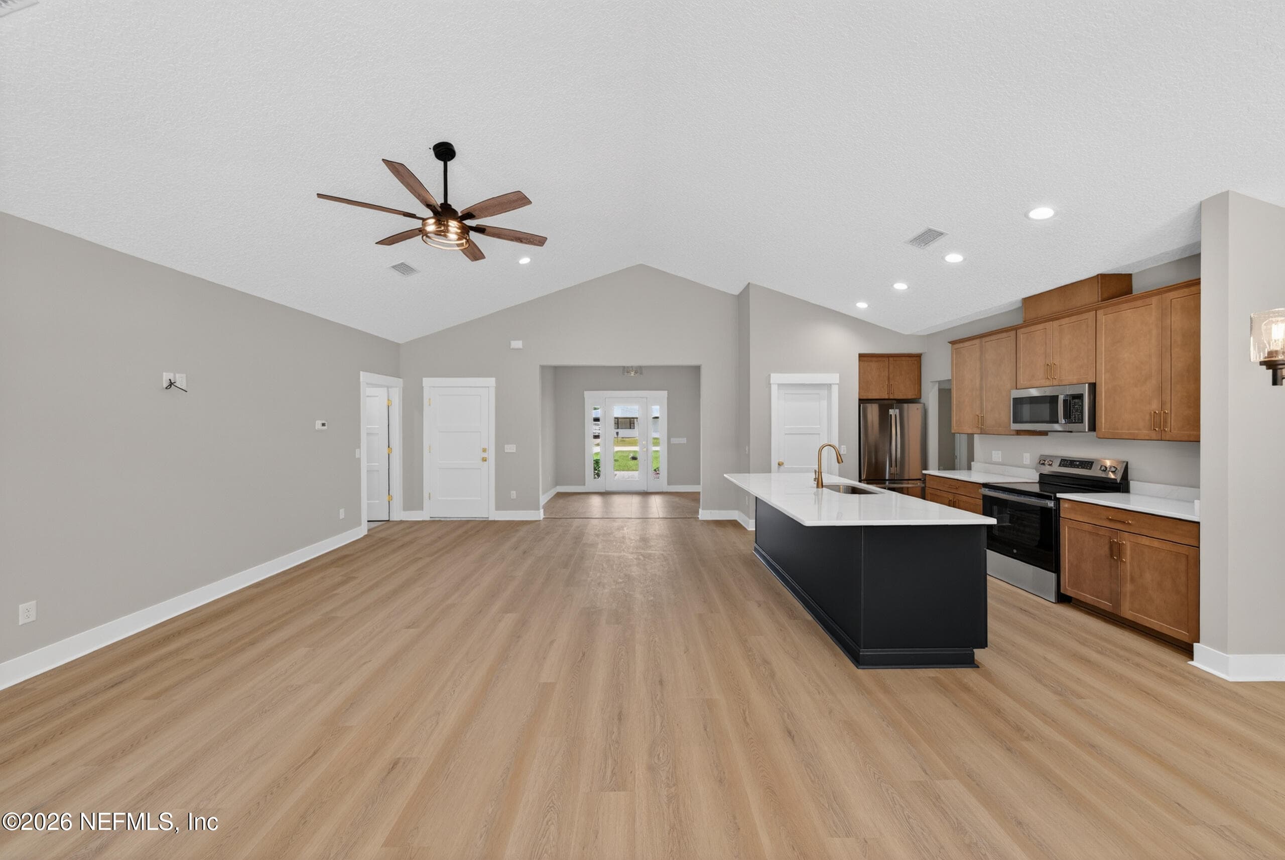 Photo 18 of 464 E SHUEY Avenue, Macclenny, FL 32063