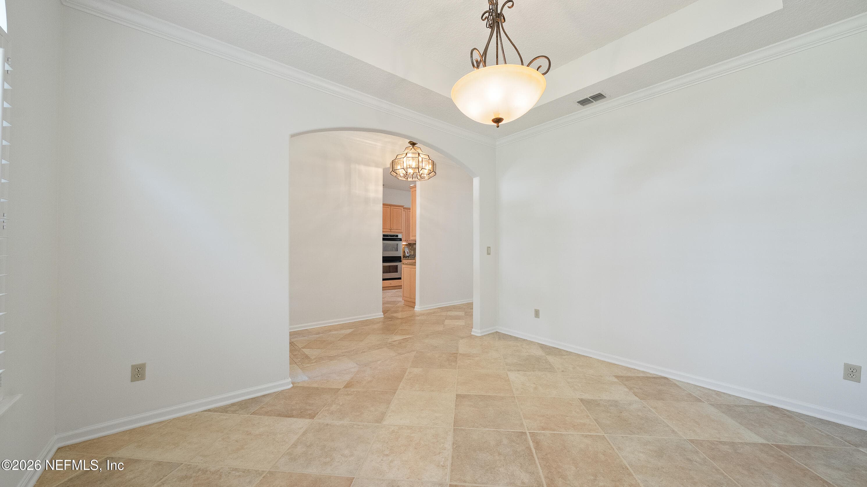Photo 8 of 1221 QUEENS ISLAND Court, Jacksonville, FL 32225