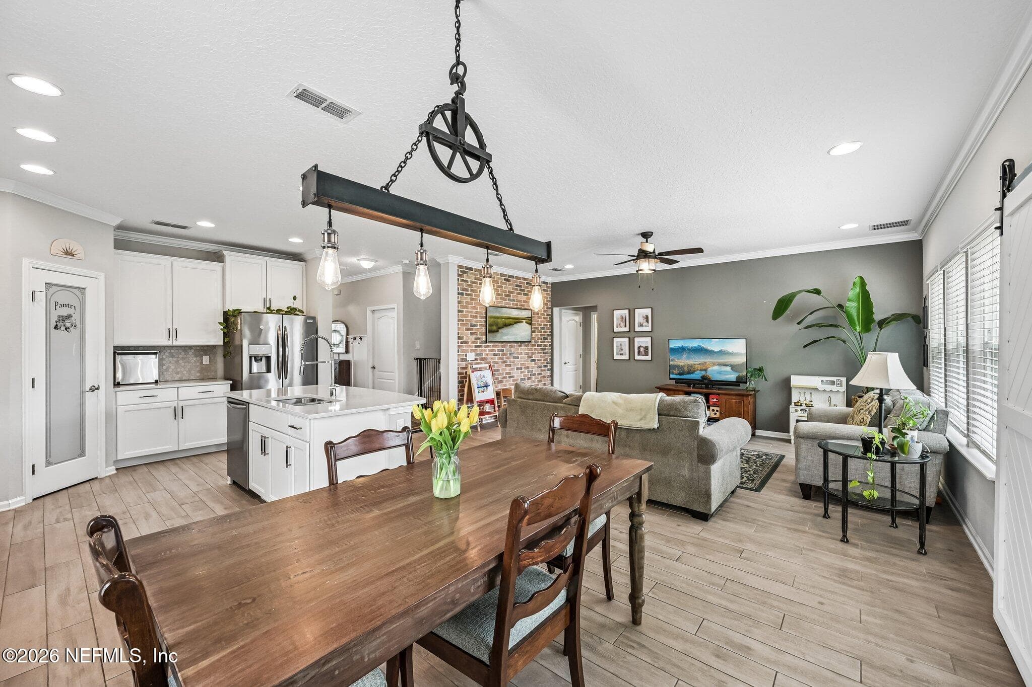 Photo 12 of 15694 CHIR PINE Drive, Jacksonville, FL 32218