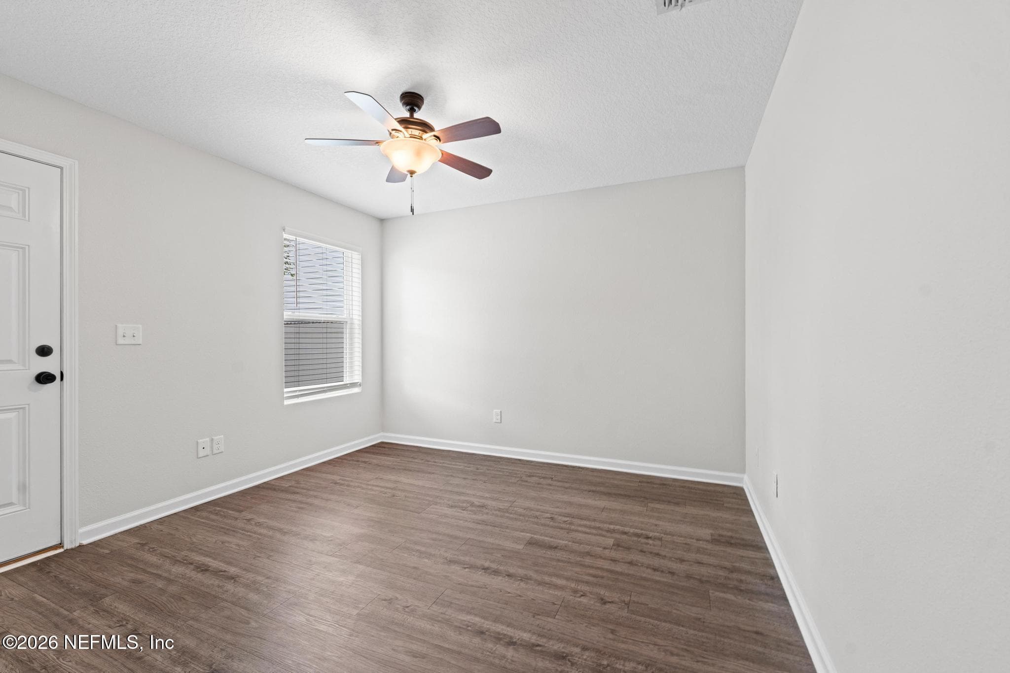 Photo 10 of 124 S 10TH Street, Jacksonville Beach, FL 32250
