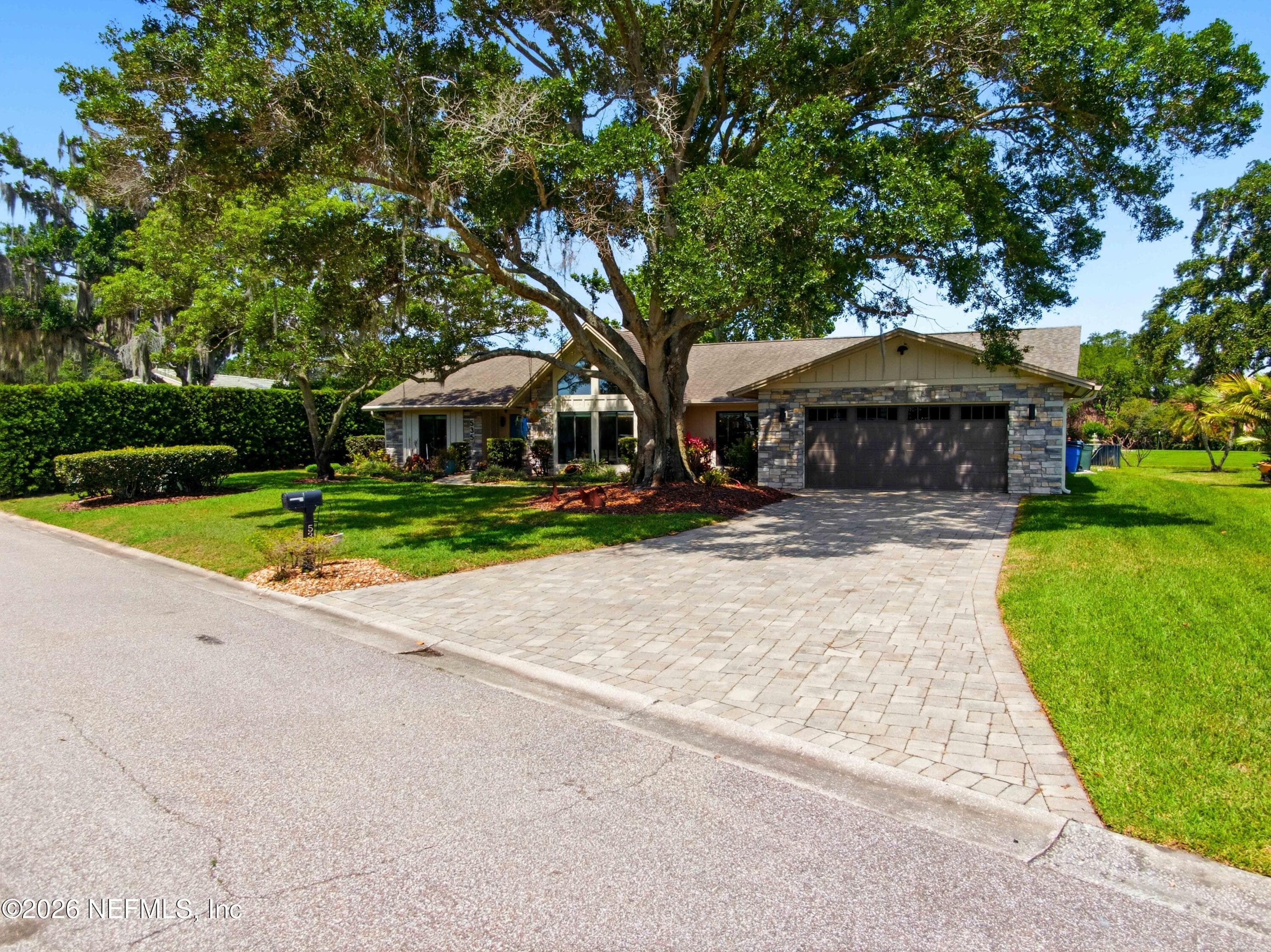 Photo 2 of 535 MANDALAY Road, Orlando, FL 32809