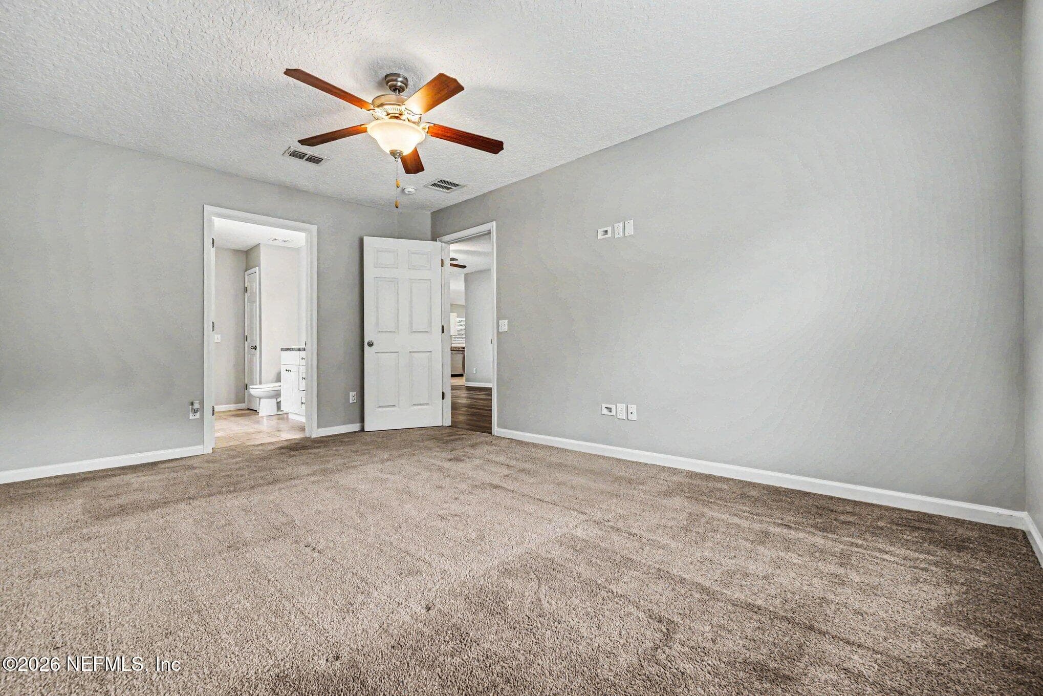 Photo 8 of 87043 CHESAPEAKE Avenue, Yulee, FL 32097