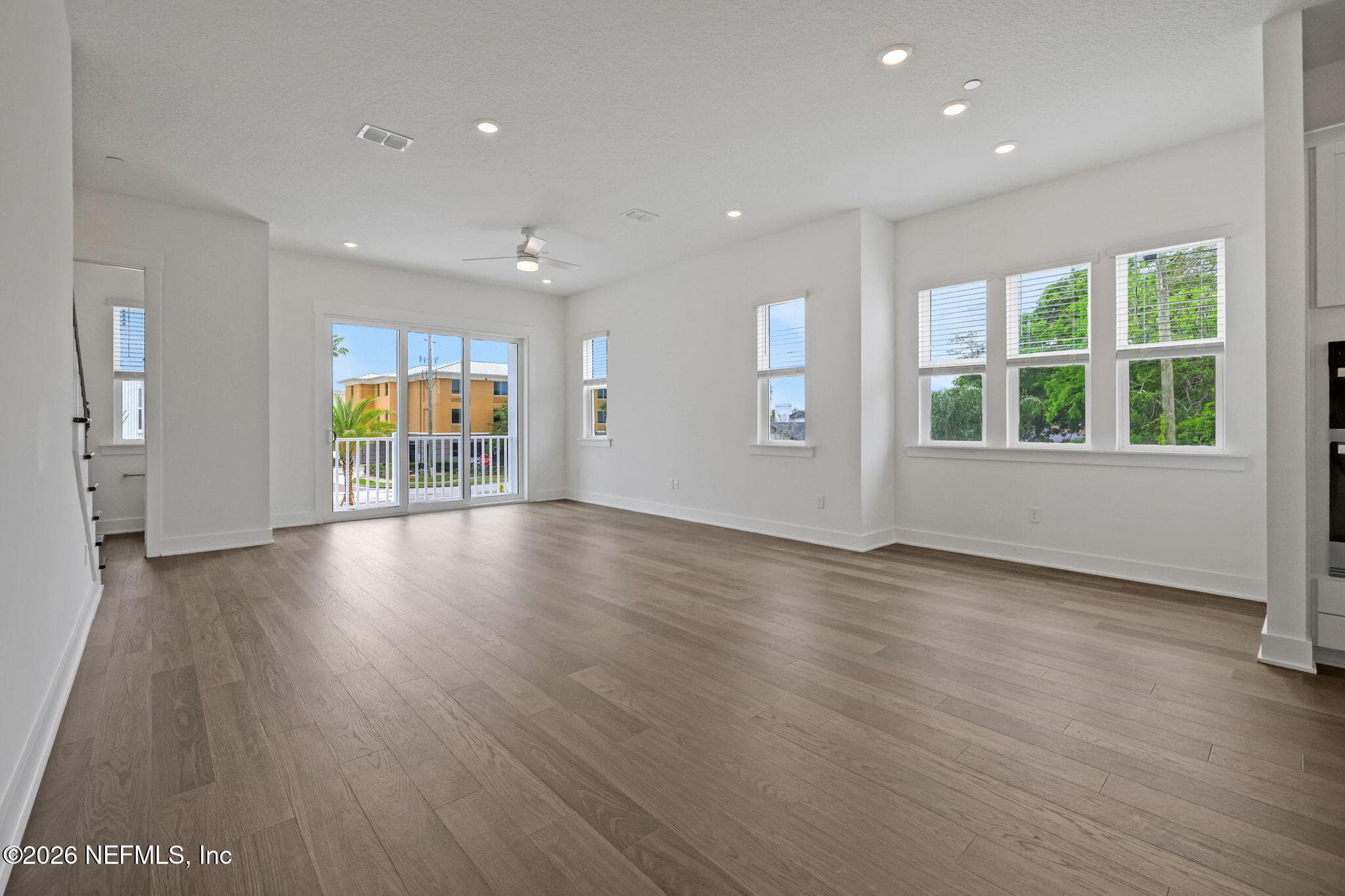 Photo 8 of 22 N BEACH Way, Jacksonville Beach, FL 32250