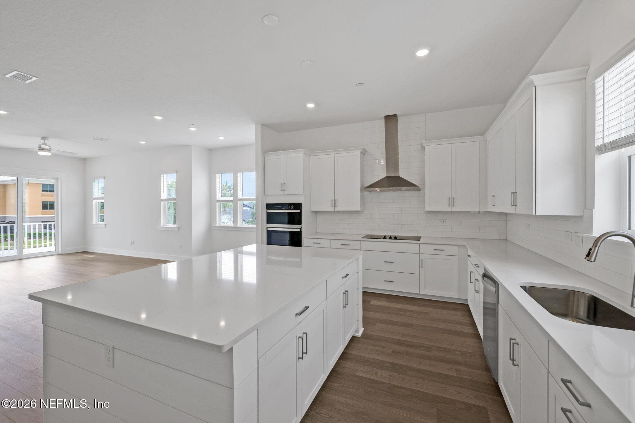 Photo 18 of 22 N BEACH Way, Jacksonville Beach, FL 32250