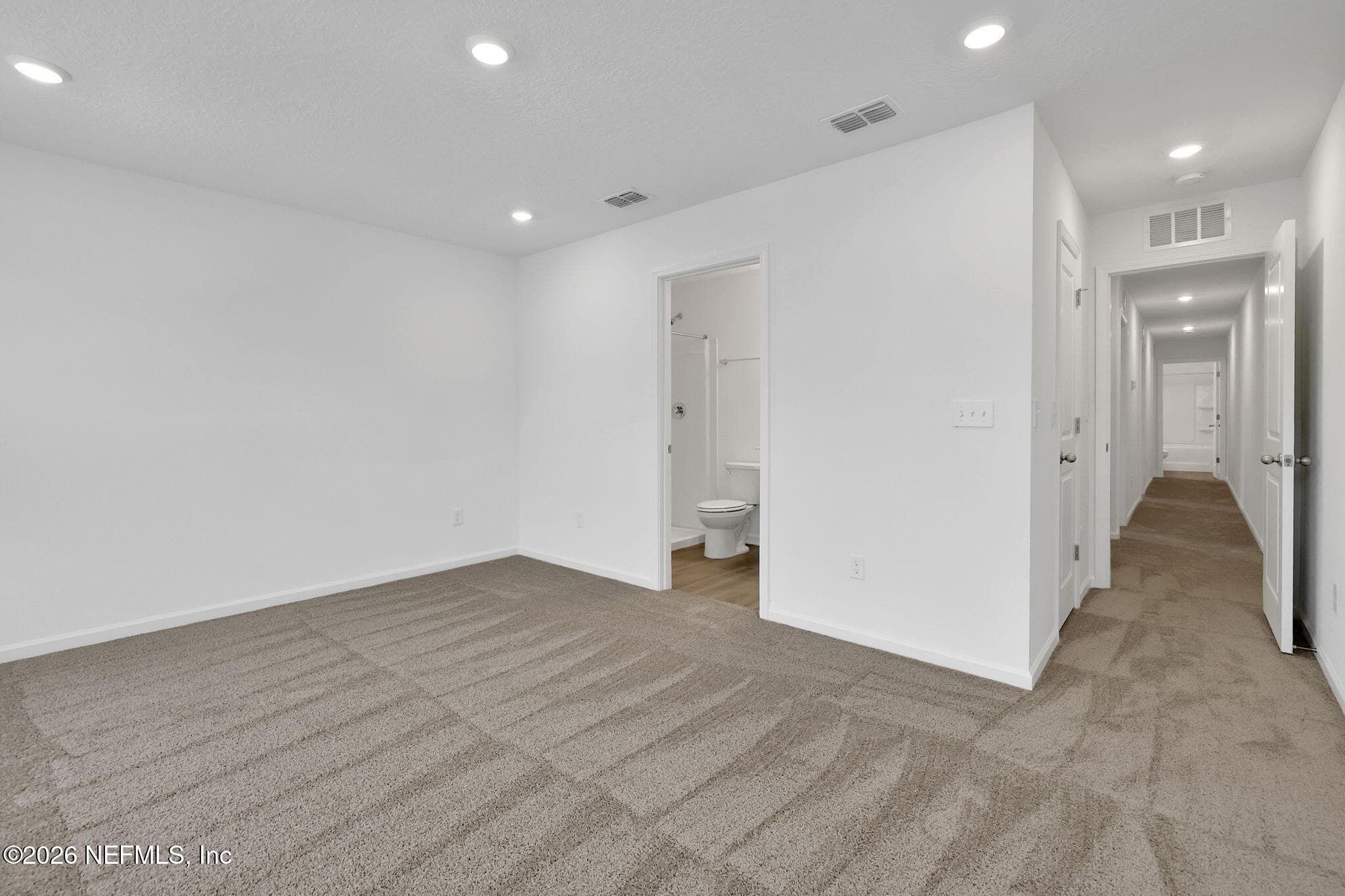 Photo 16 of 733 SAILOR GROVE Lane, Jacksonville, FL 32221