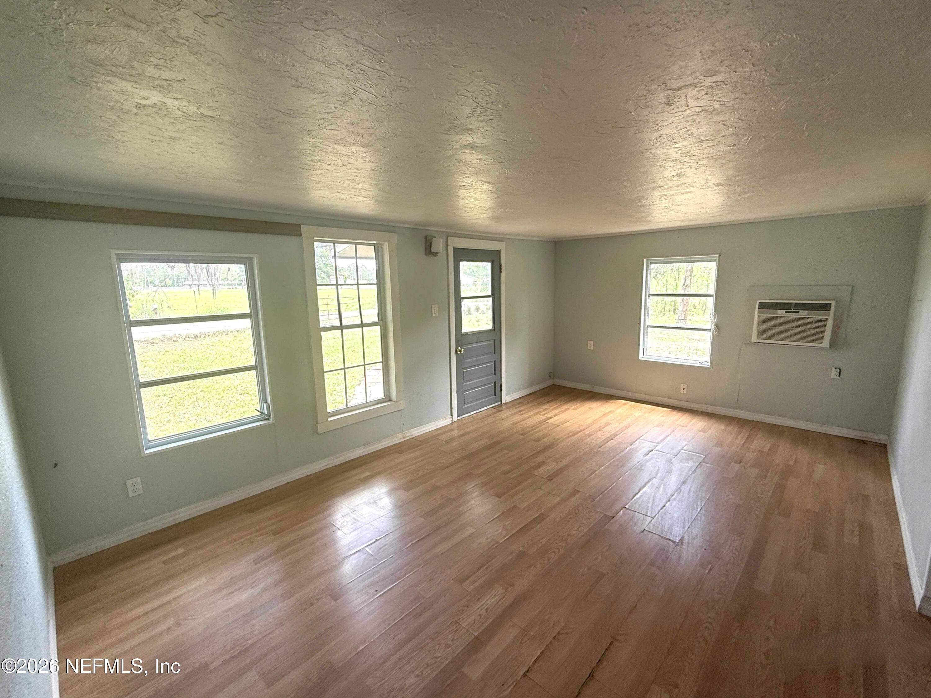 Photo 11 of 17376 NW 36TH Avenue, Starke, FL 32091