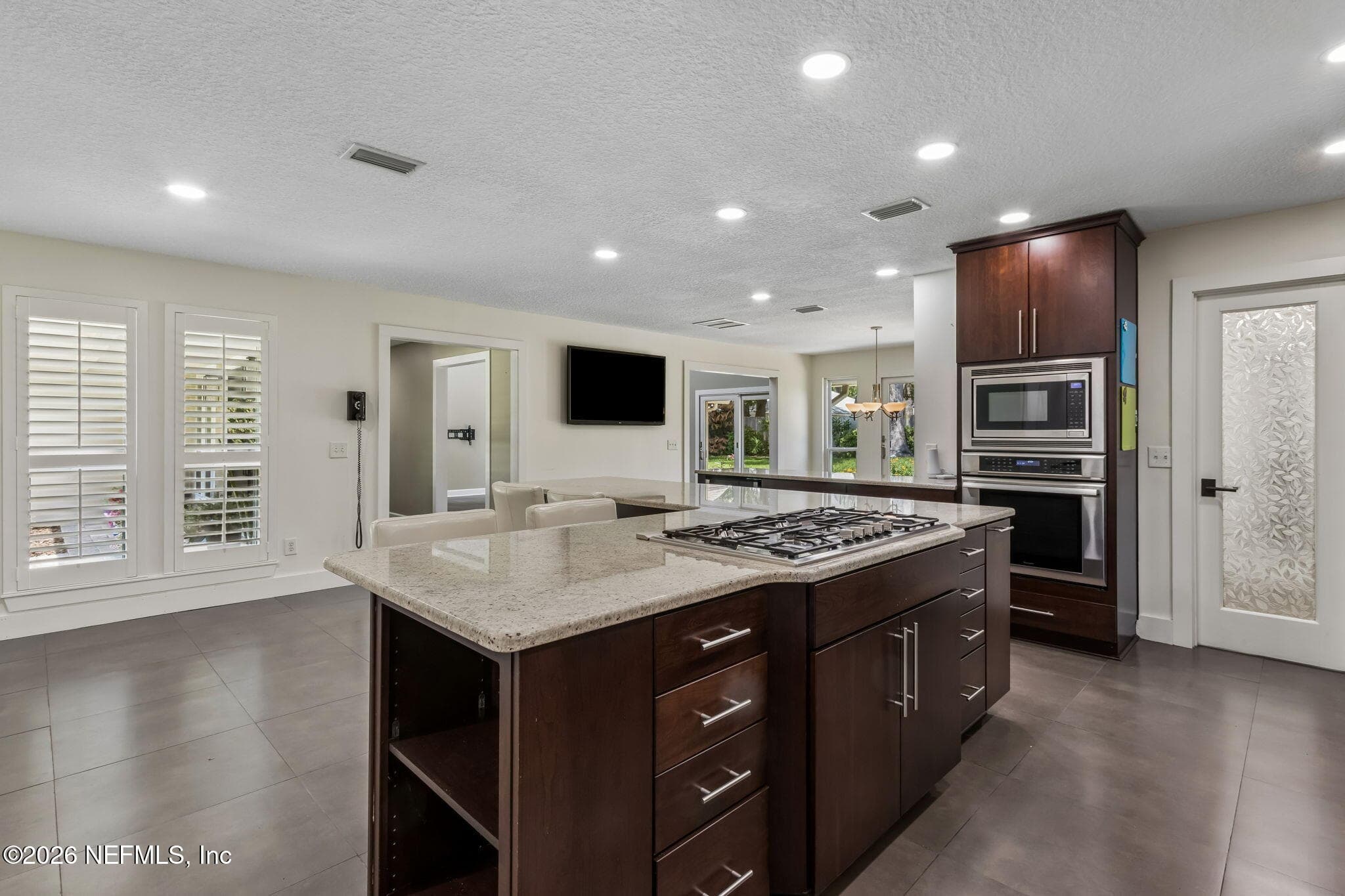 Photo 5 of 1877 CHRISTOPHER POINT Road S, Jacksonville, FL 32217