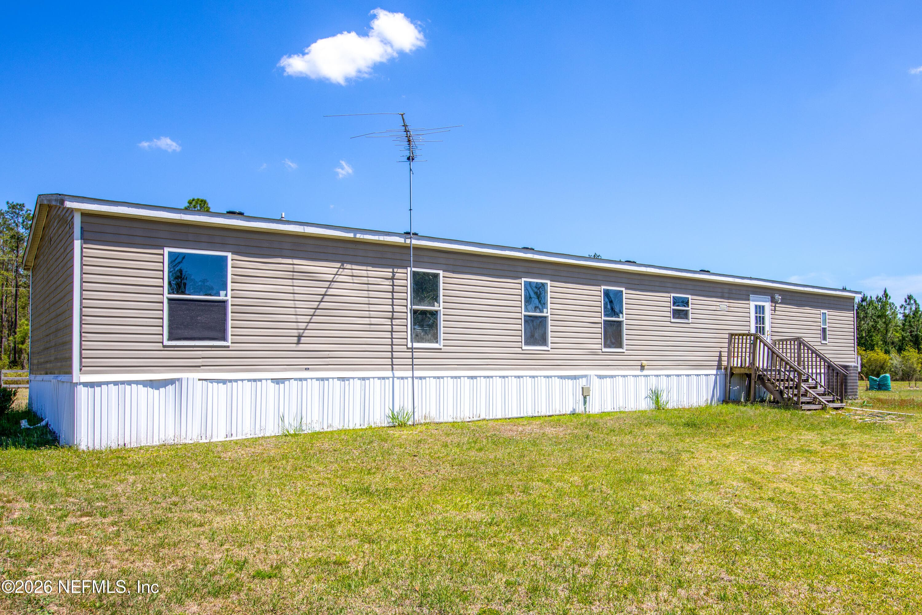 Back view — 13719 SW 89TH Street, Lake Butler, FL 32054