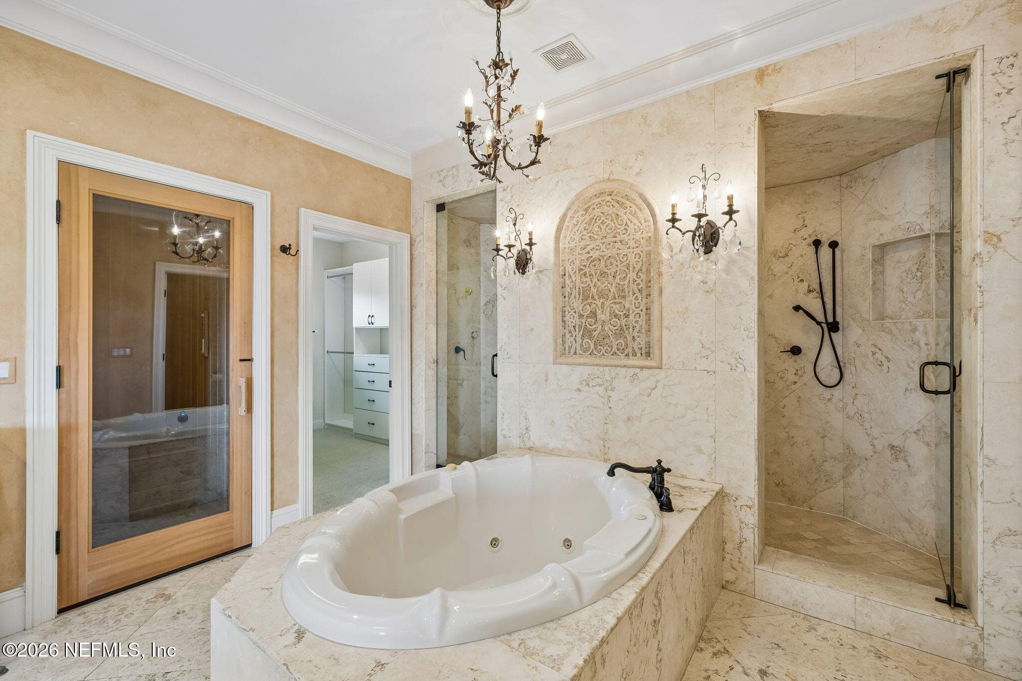 Relaxing jetted tub perfect for unwinding. — 430 ROYAL TERN Road S, Jacksonville Beach, FL 32250
