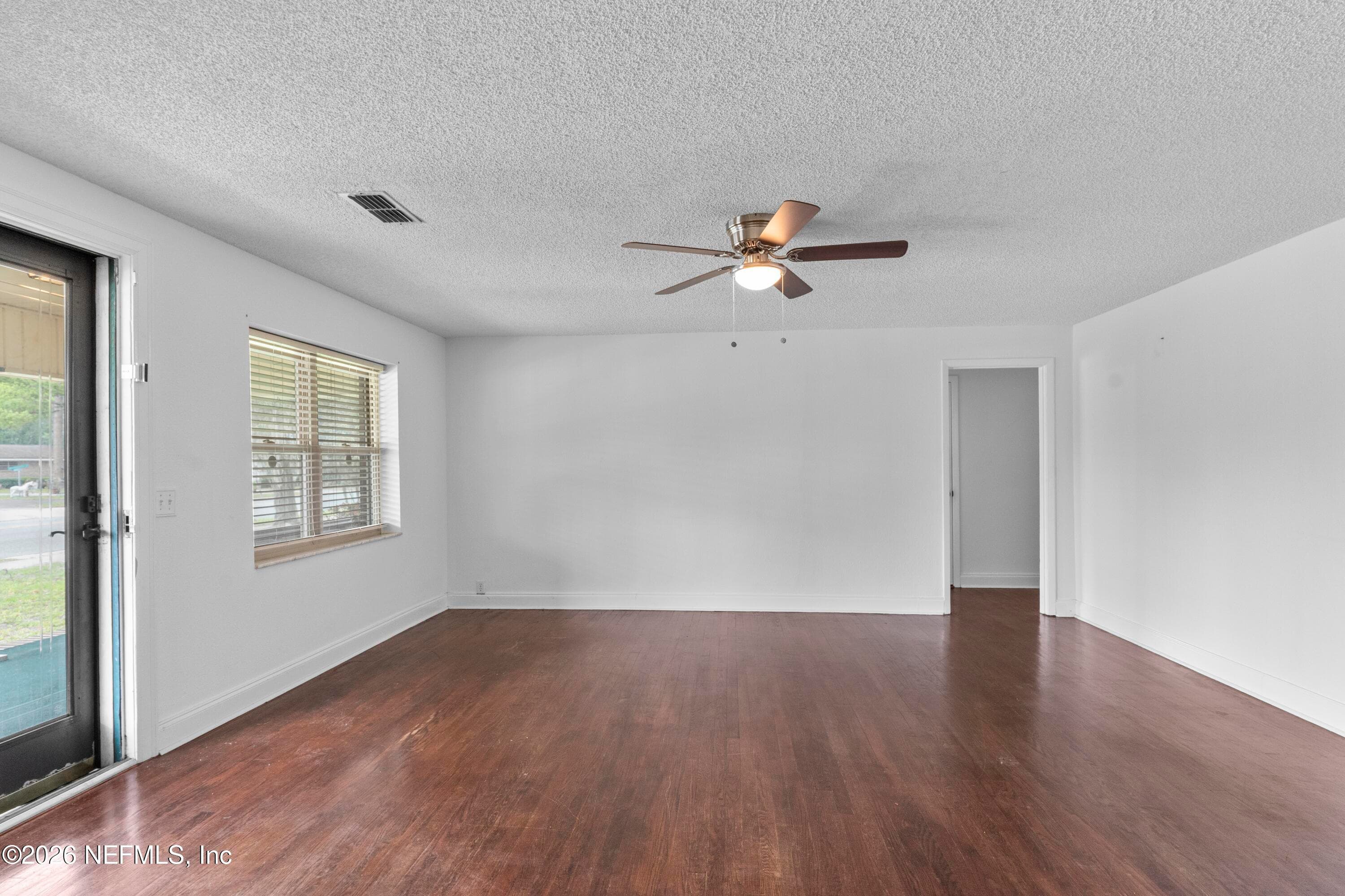 Photo 3 of 164 6TH Street N, Macclenny, FL 32063