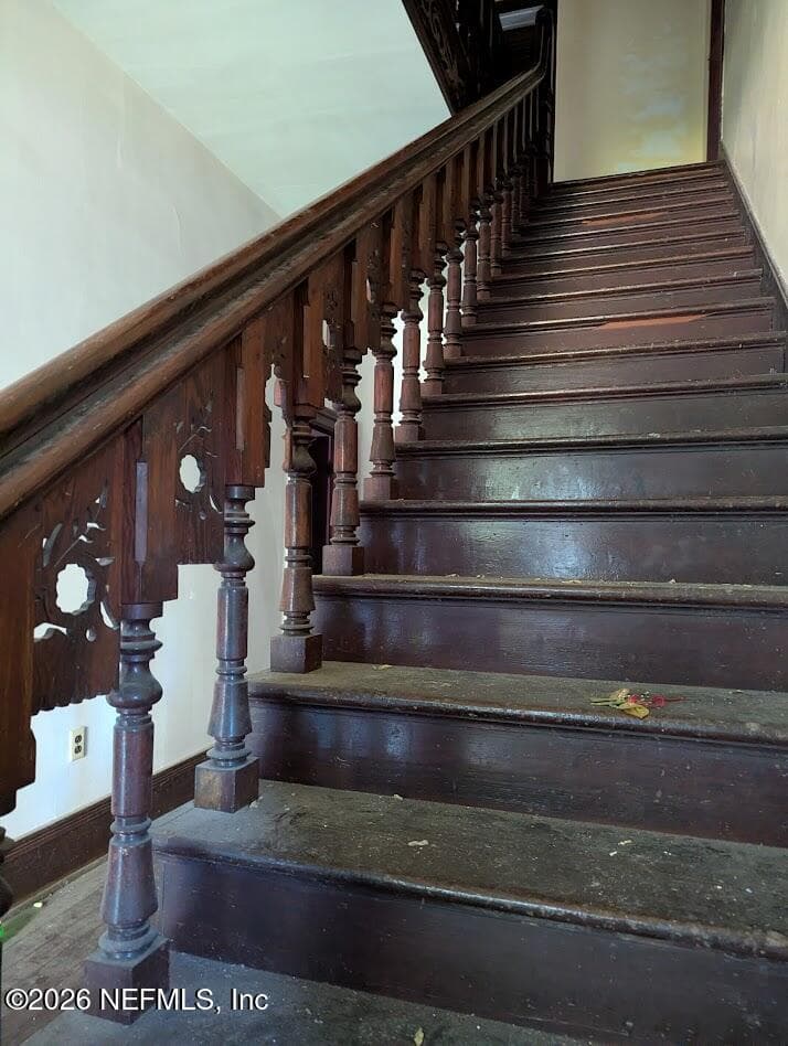 Photo 4 of 100 TREMONT Street, Interlachen, FL 32148
