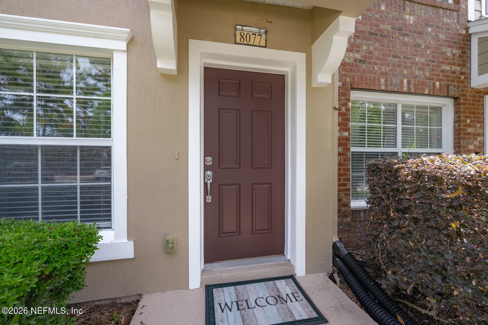 Photo 2 of 8077 SUMMERSIDE Circle, Jacksonville, FL 32256