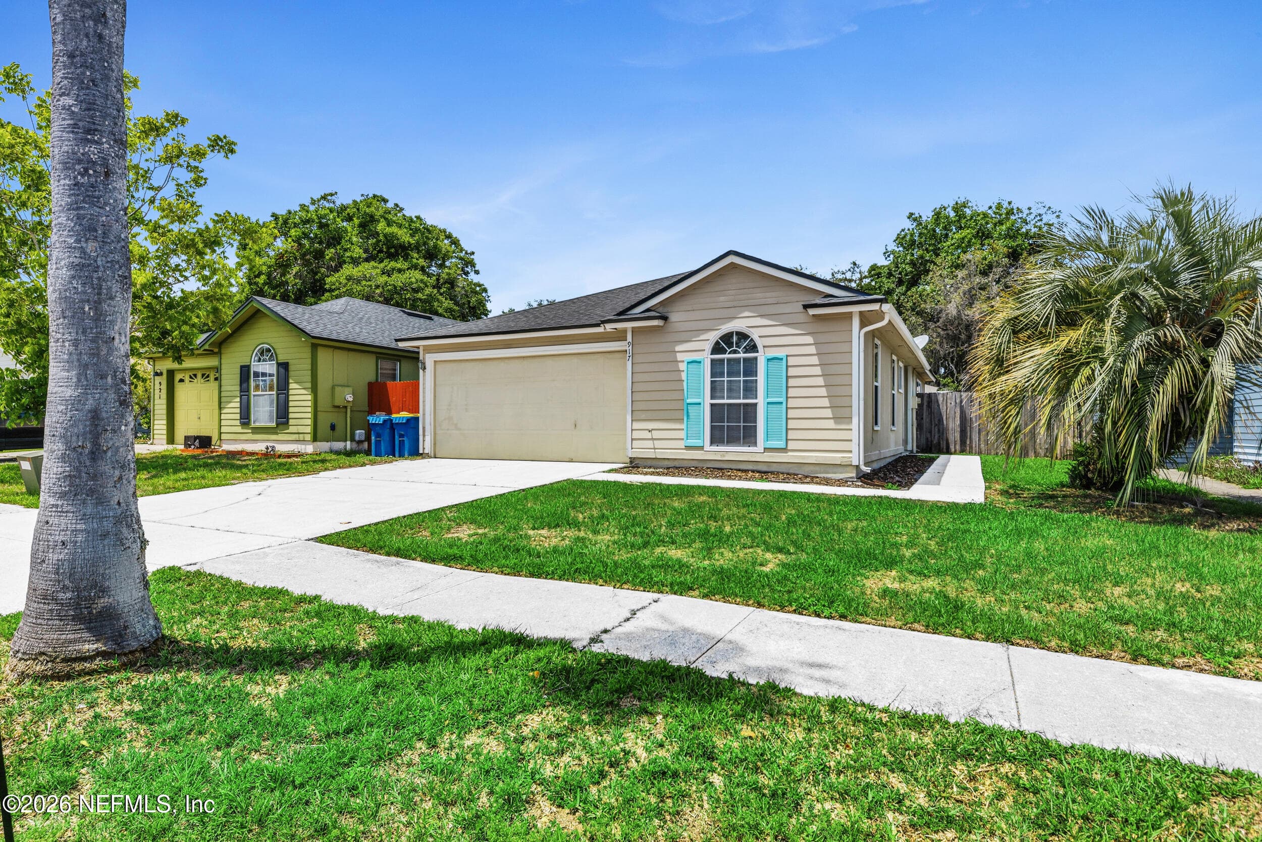 Photo 2 of 917 MAJESTIC CYPRESS Drive N, Jacksonville, FL 32233