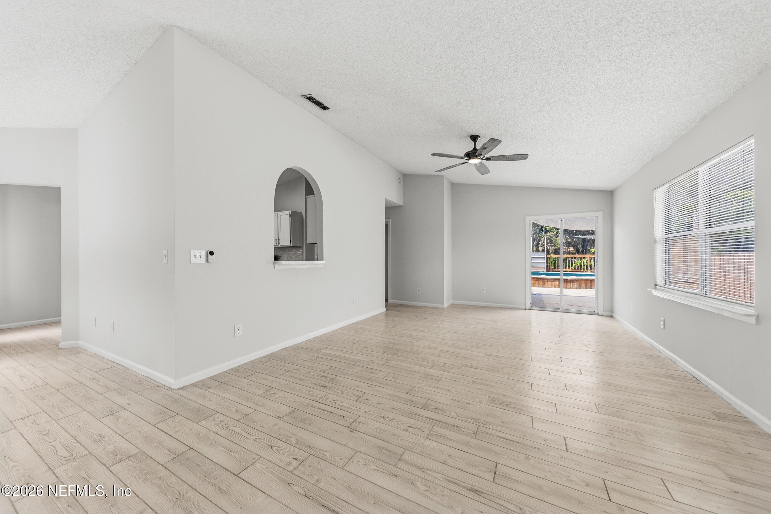 Photo 4 of 917 MAJESTIC CYPRESS Drive N, Jacksonville, FL 32233