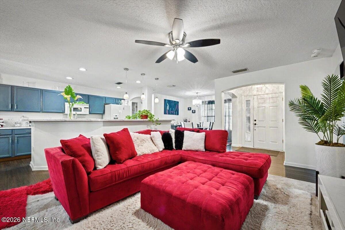 Photo 8 of 237 MANGO Drive, Palatka, FL 32177
