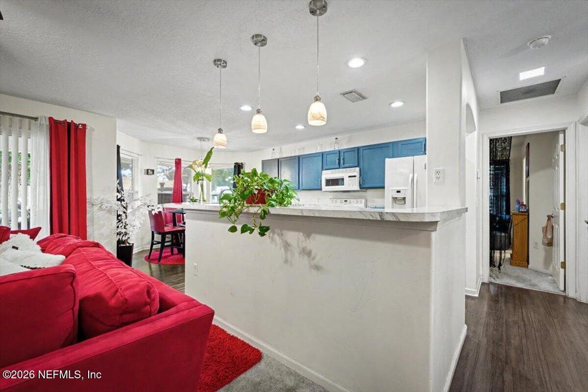 Photo 10 of 237 MANGO Drive, Palatka, FL 32177