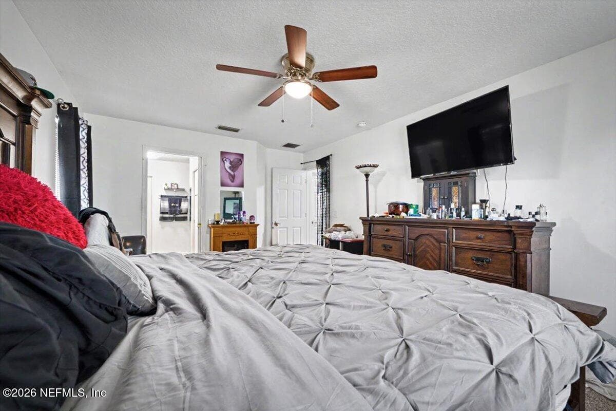 Photo 20 of 237 MANGO Drive, Palatka, FL 32177