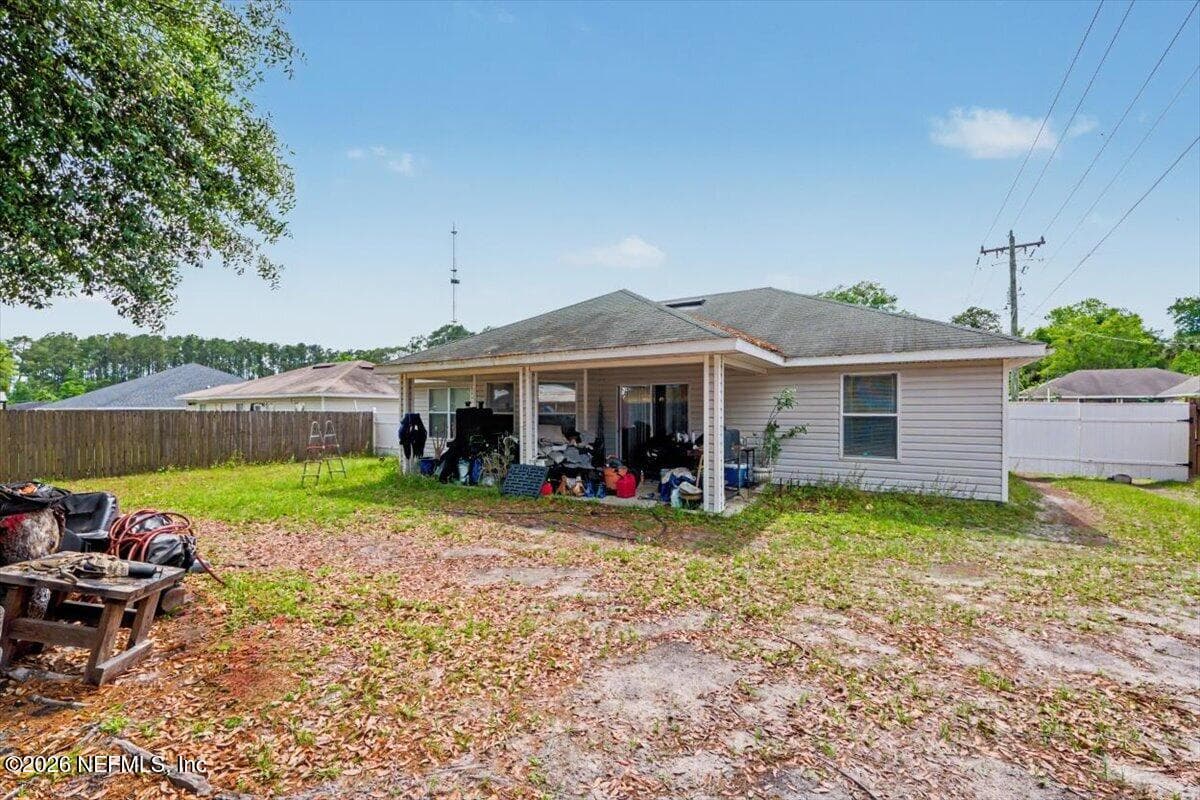 Photo 26 of 237 MANGO Drive, Palatka, FL 32177