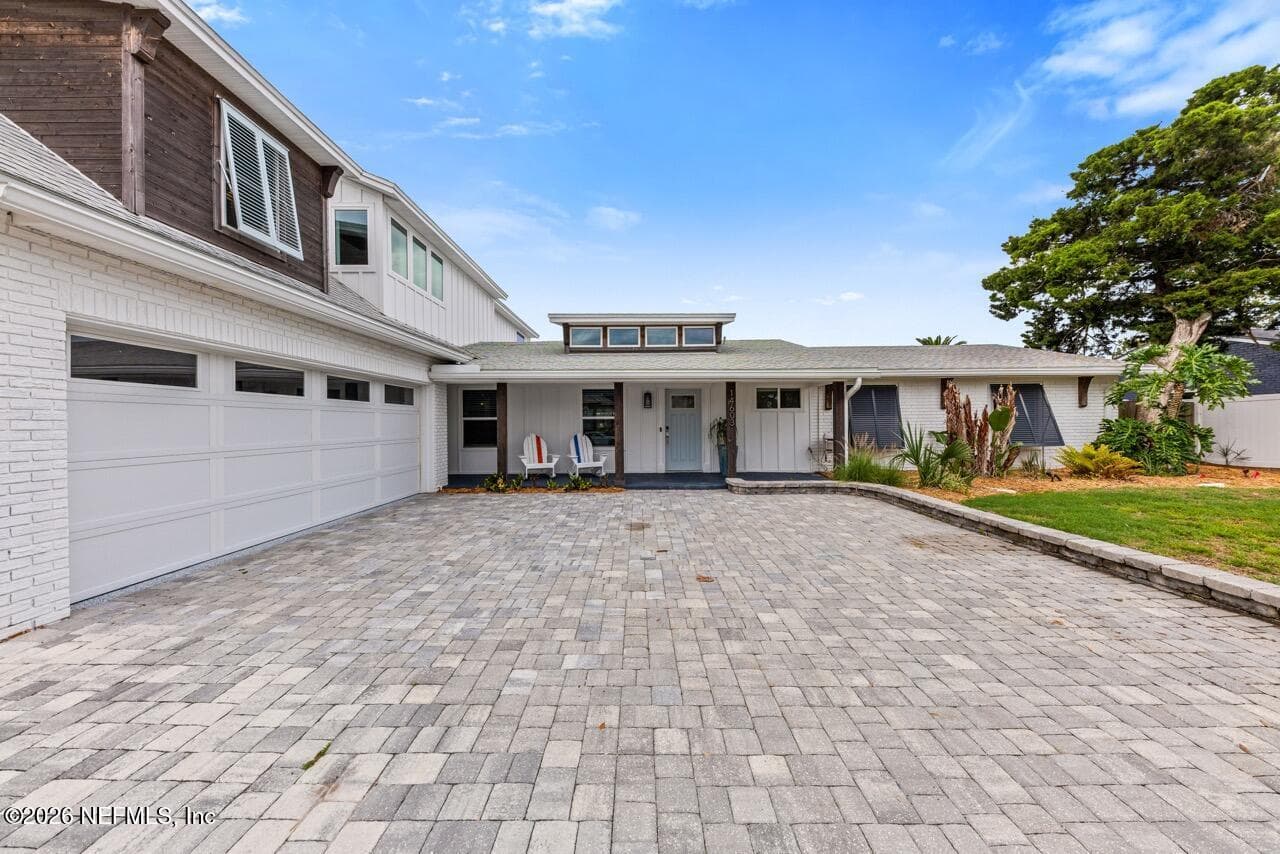 Photo 6 of 14603 PLUMOSA Drive, Jacksonville, FL 32250