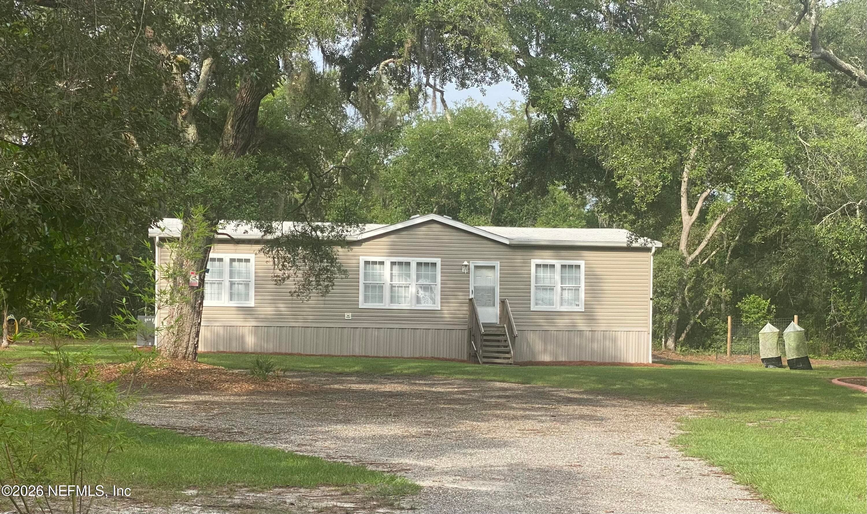 Photo 25 of 265 LAKE COMO Drive, Pomona Park, FL 32181