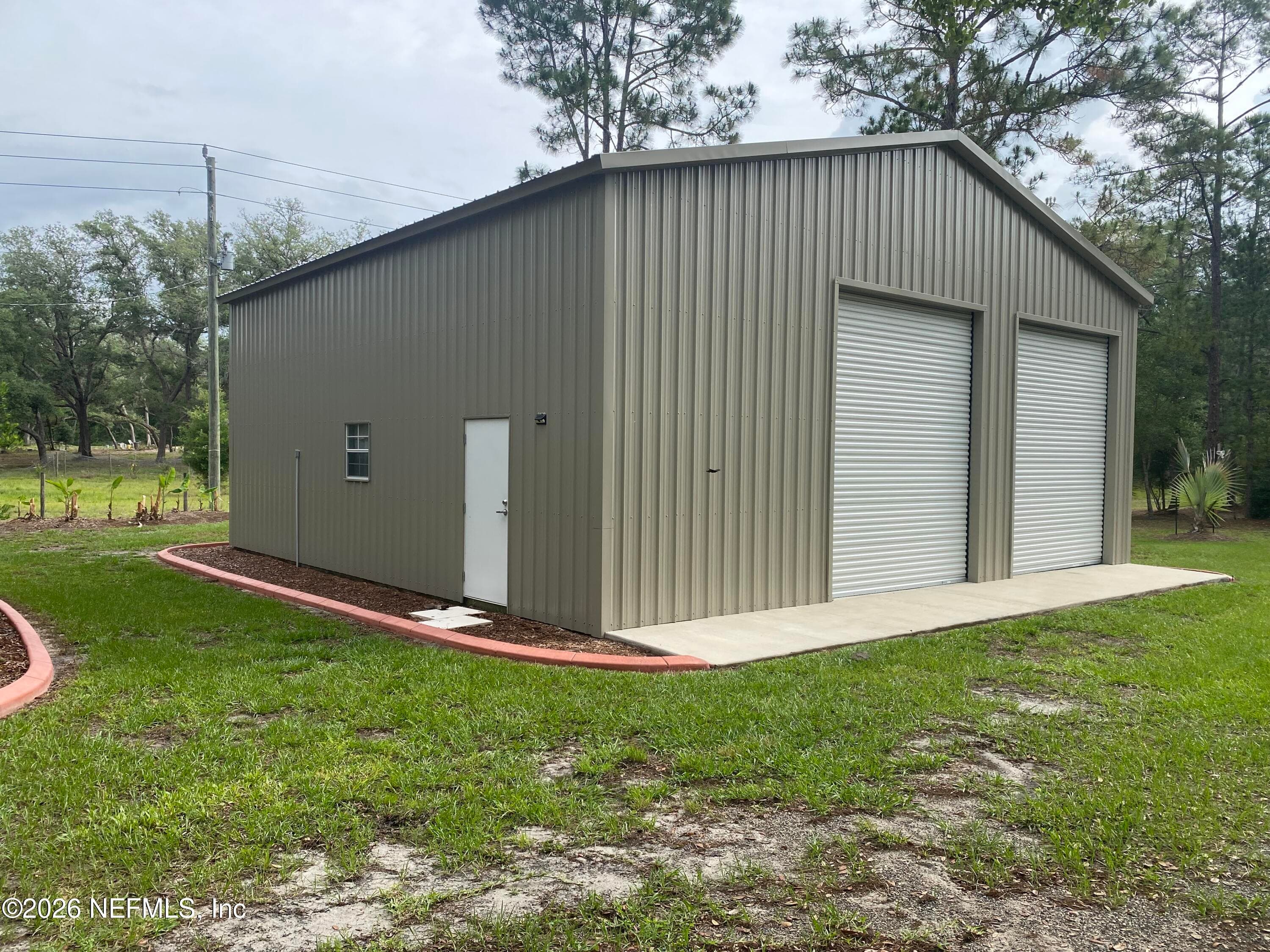 Photo 5 of 265 LAKE COMO Drive, Pomona Park, FL 32181