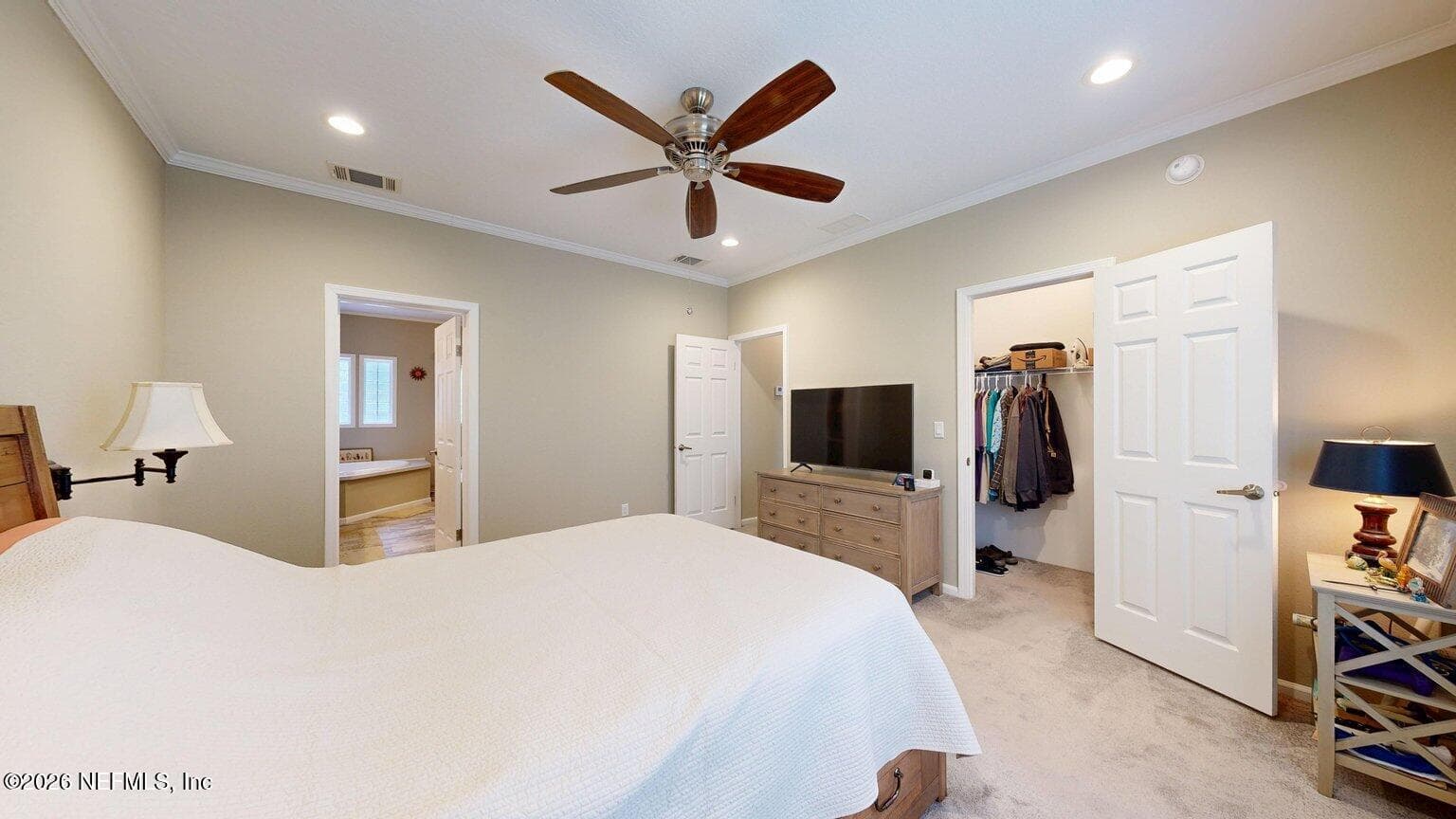 Photo 10 of 265 LAKE COMO Drive, Pomona Park, FL 32181
