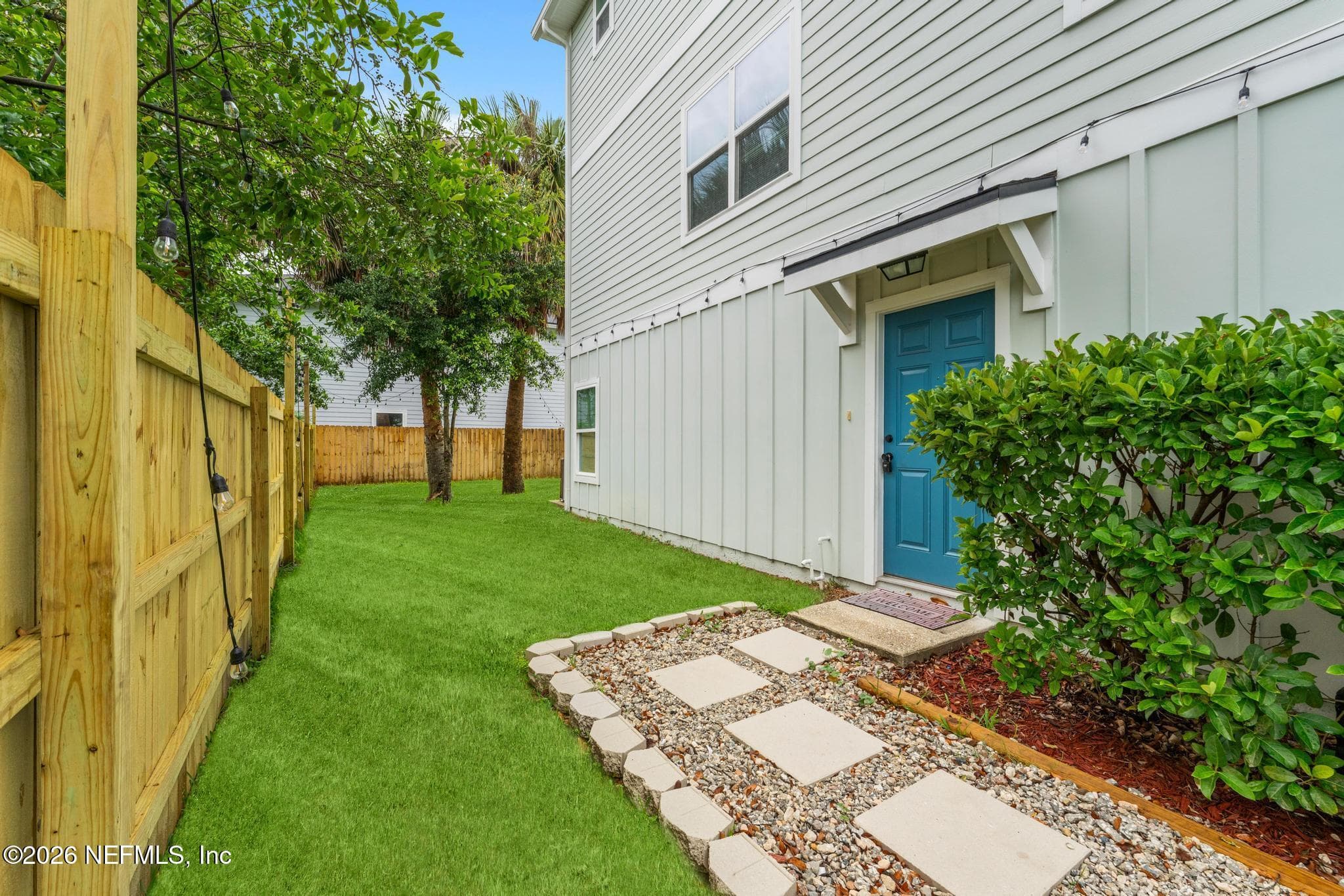 *Virtually enhanced* — 408 8TH Street S, Jacksonville Beach, FL 32250