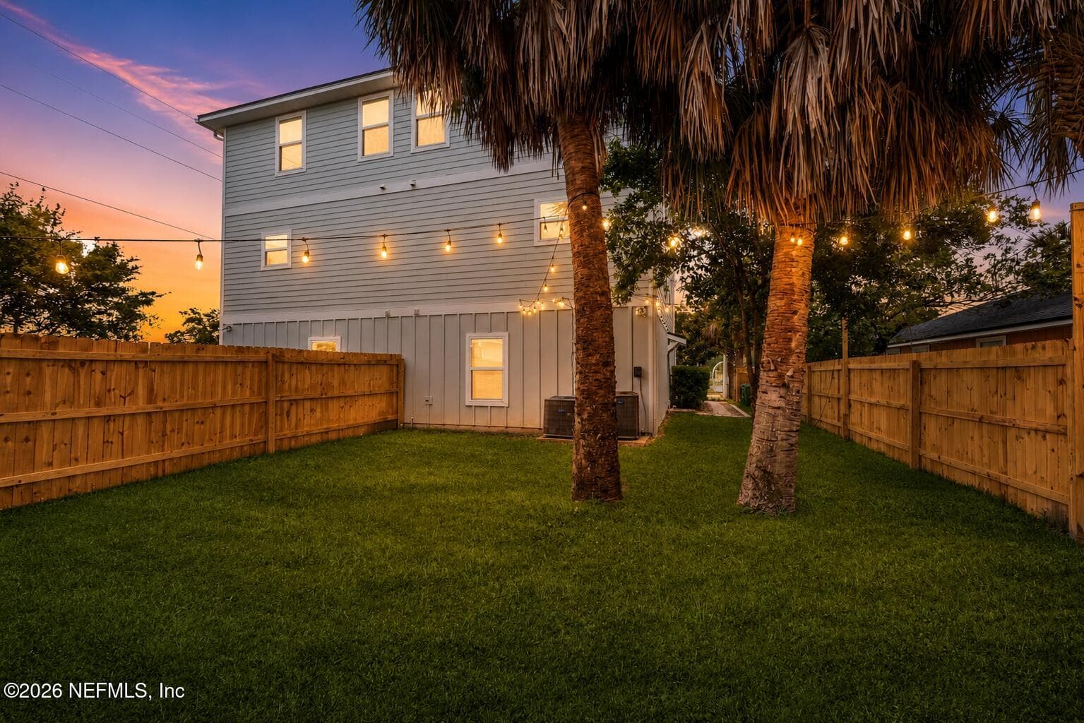*Virtually enhanced* — 408 8TH Street S, Jacksonville Beach, FL 32250