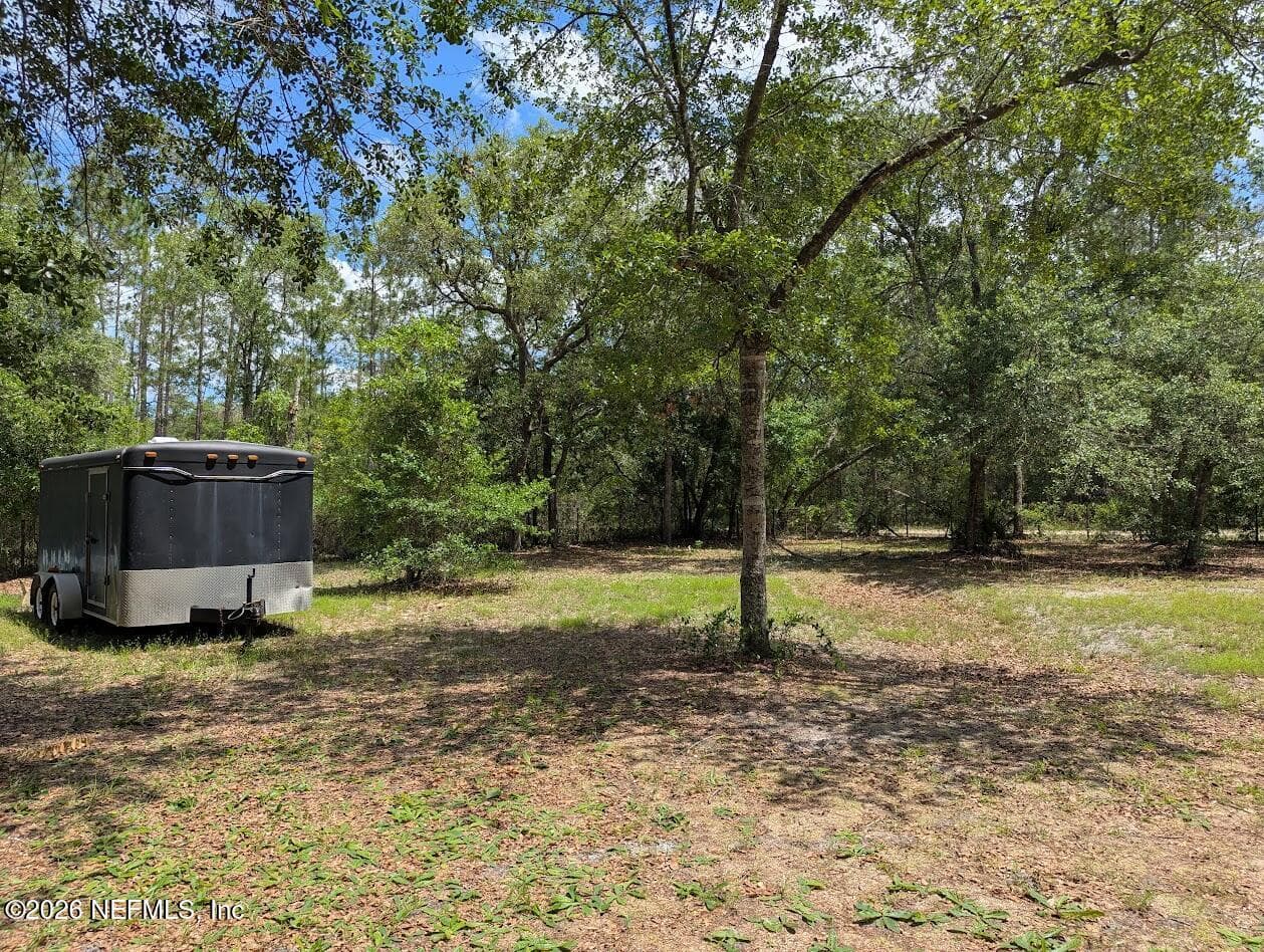 Photo 13 of 104 MOORE Avenue, Interlachen, FL 32148