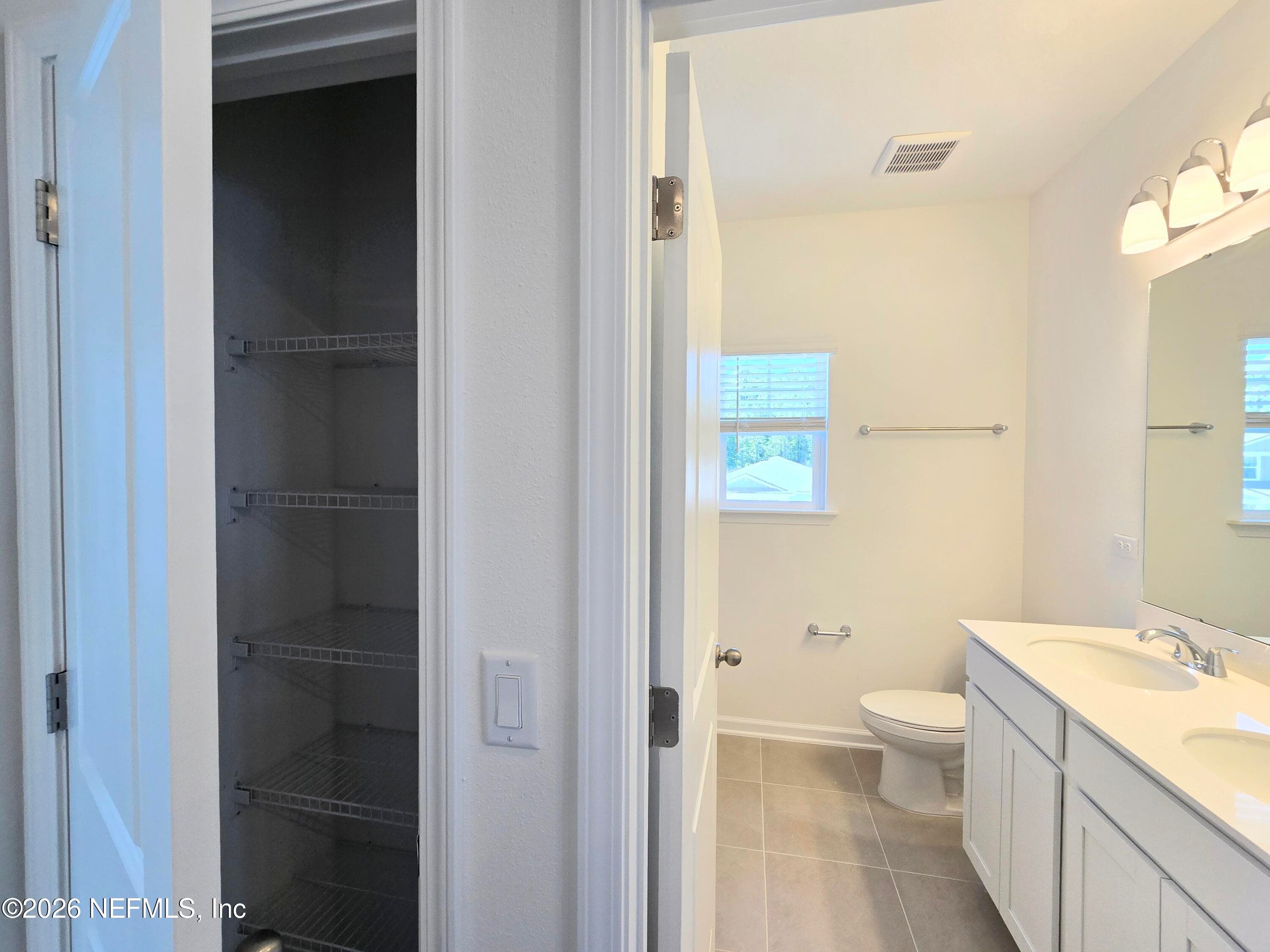 Photo 10 of 3515 AMERICANA Drive, Green Cove Springs, FL 32043