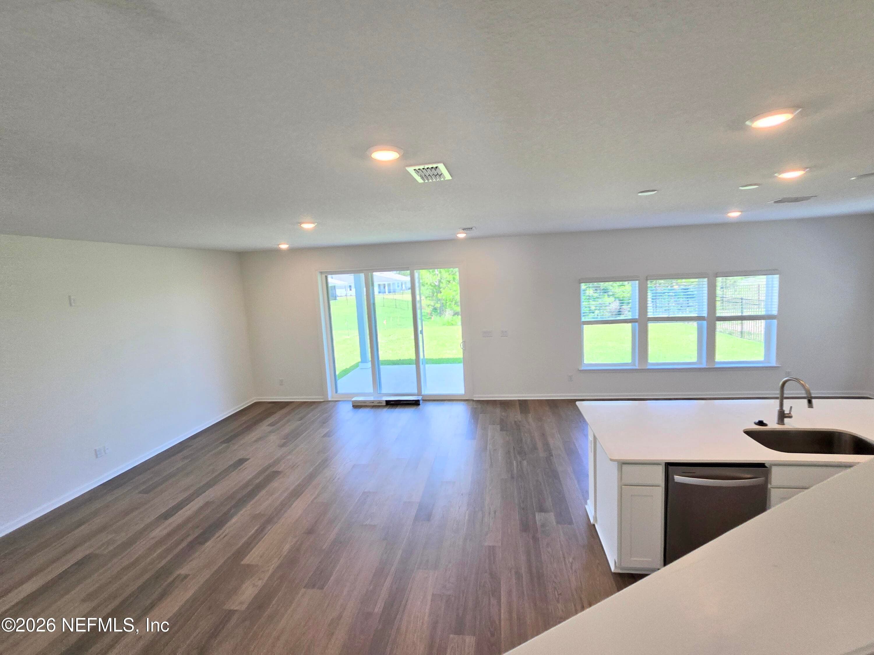 Photo 13 of 3515 AMERICANA Drive, Green Cove Springs, FL 32043